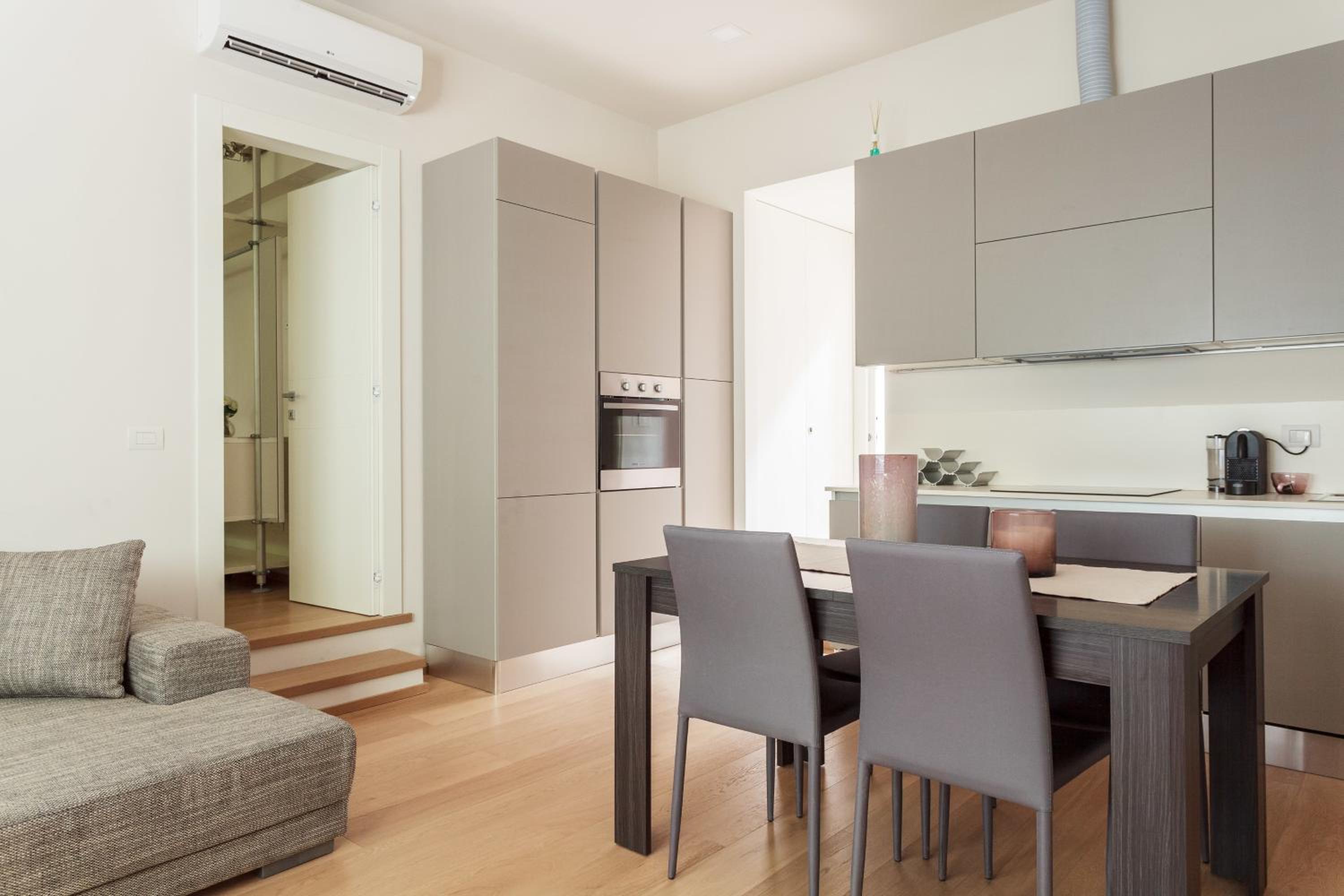 Two-Bedroom Apartment - Photo 18