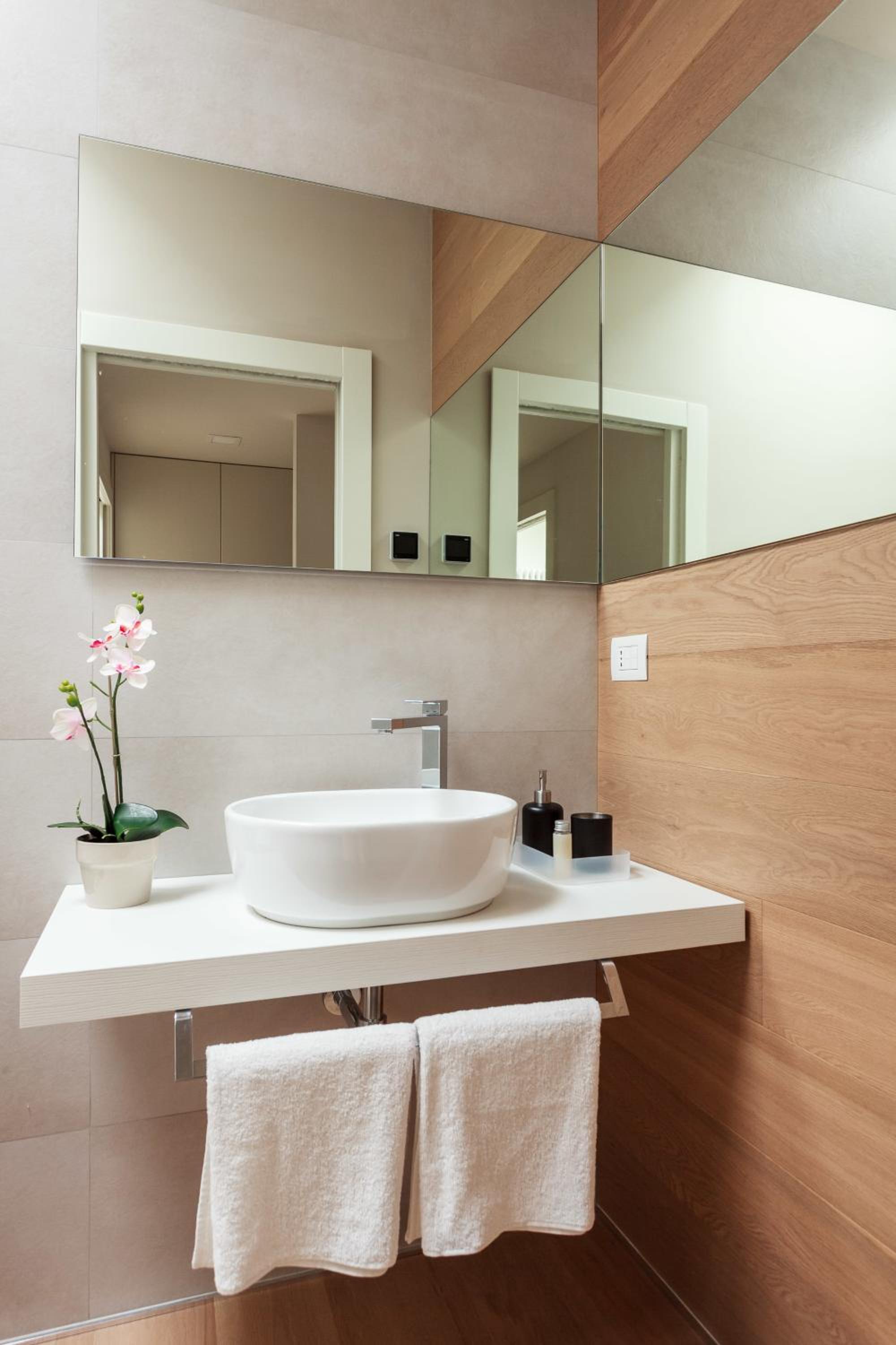 Two-Bedroom Apartment - Photo 10