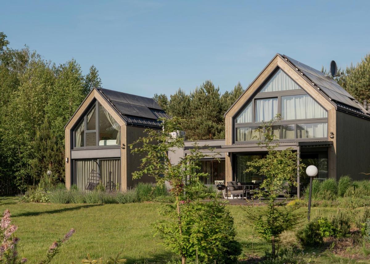 Four-Bedroom House photo 1