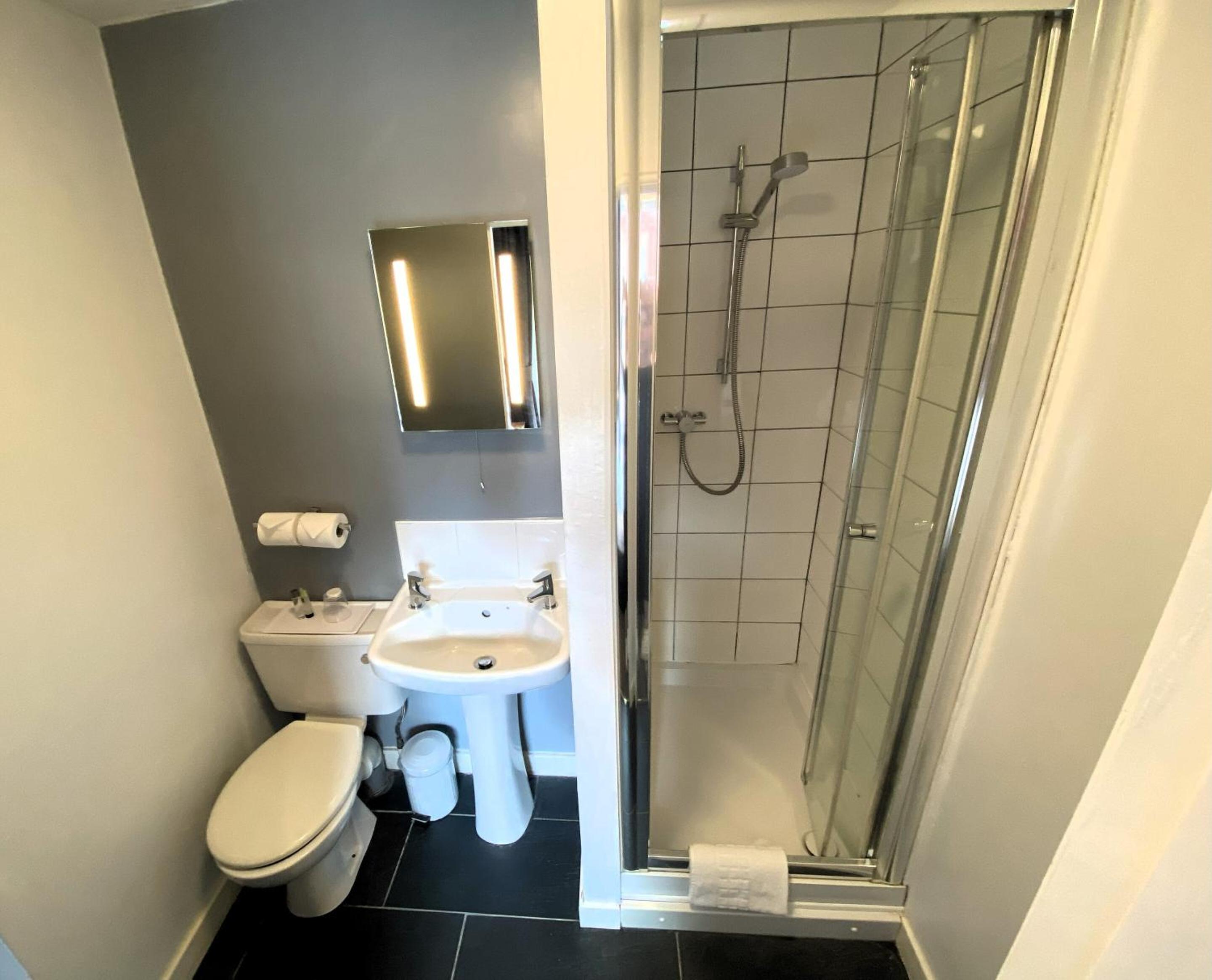 Single Room photo 3