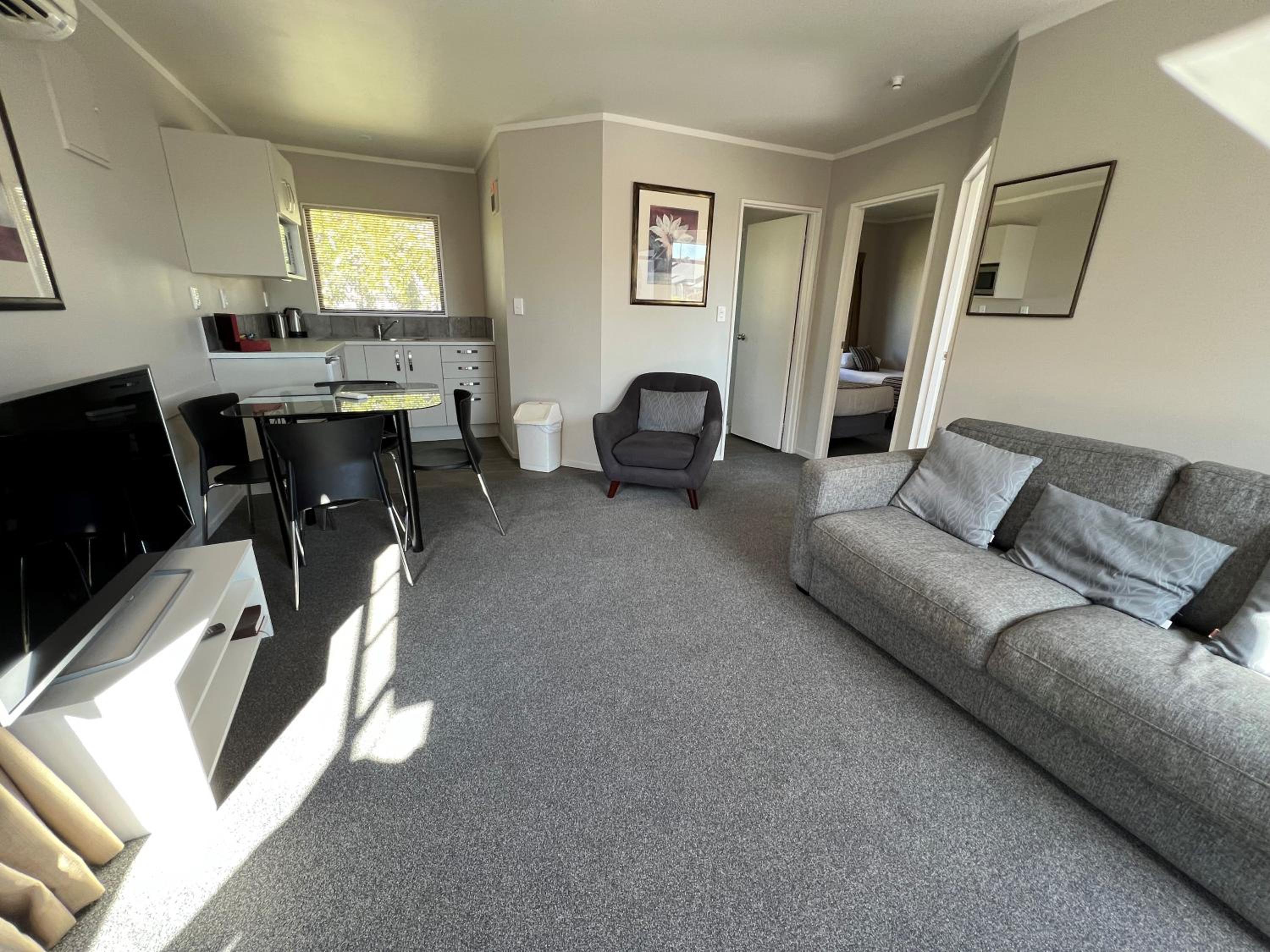 Two Bedroom with Spa - Photo 1