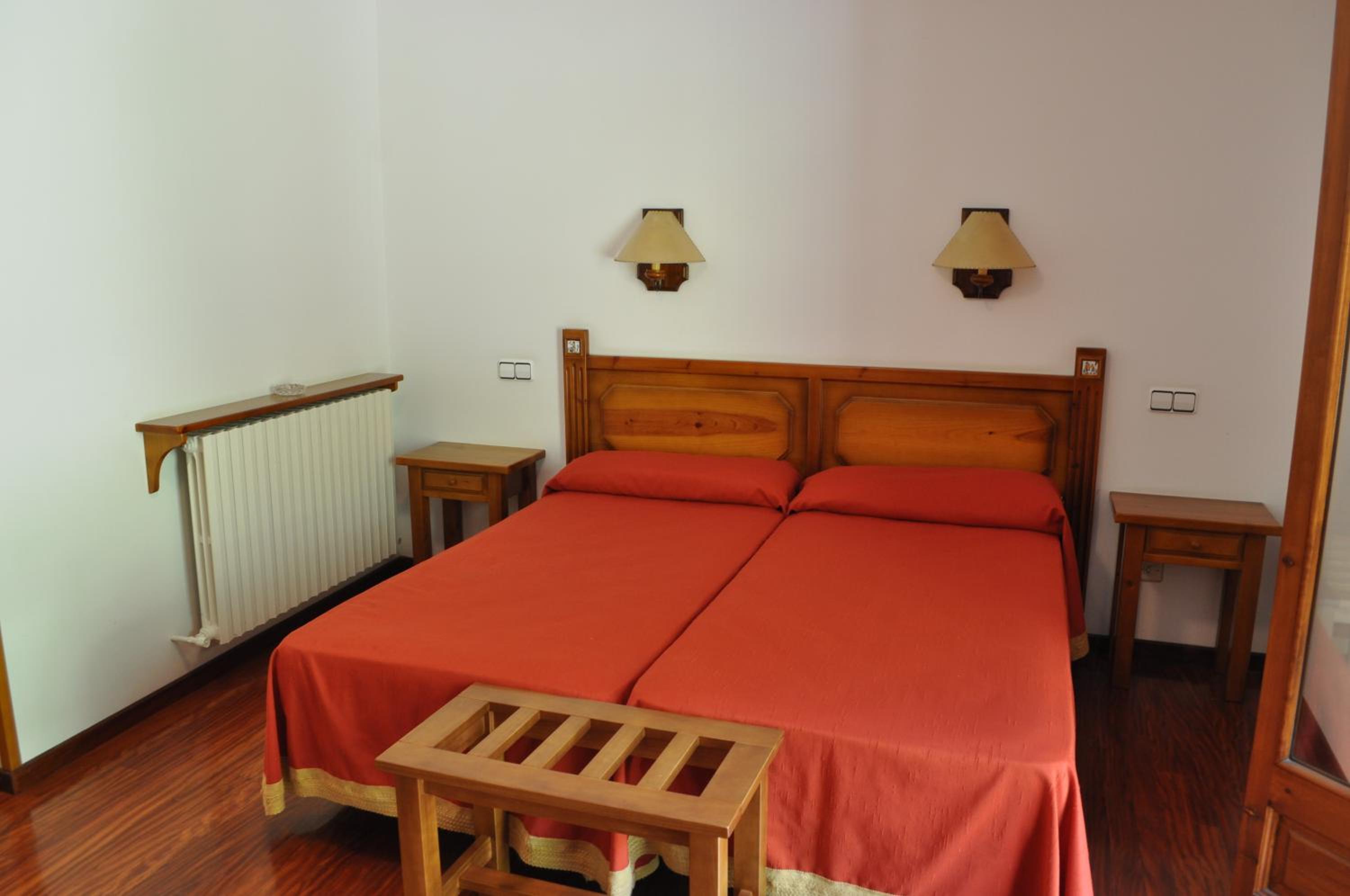 Twin Room with Terrace photo 3