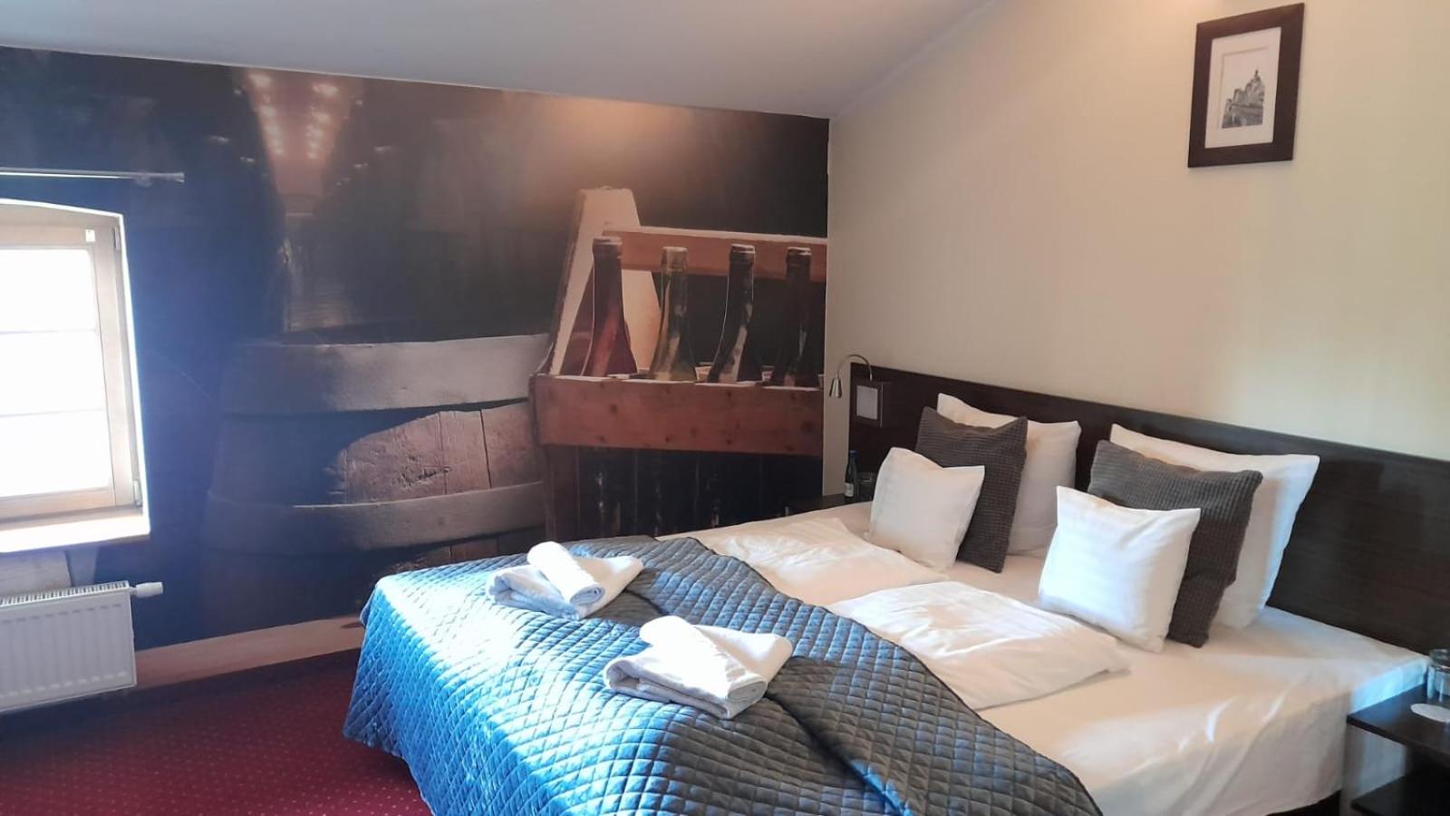 Double or Twin Room photo 3