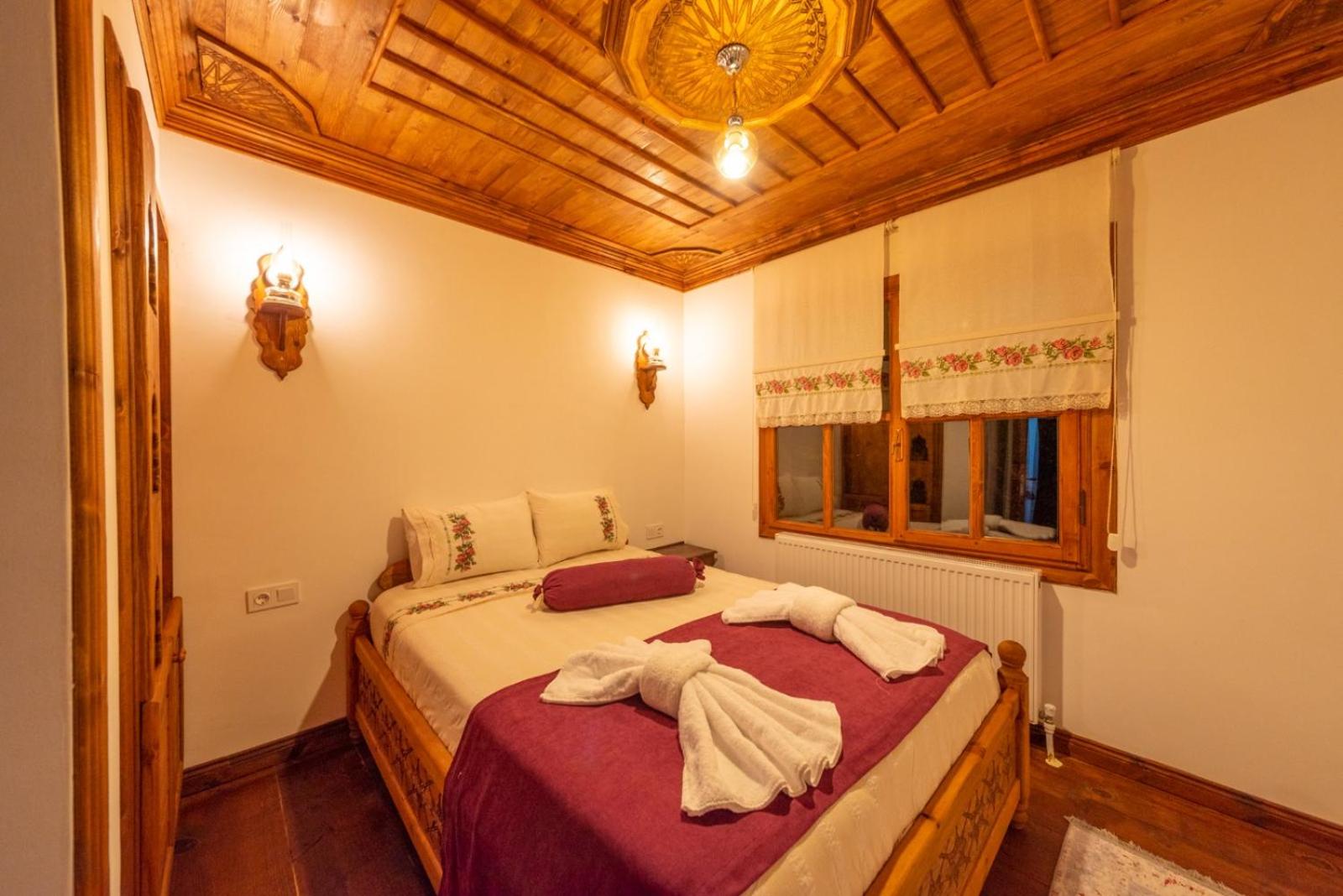 Deluxe Double Room - Photo 1