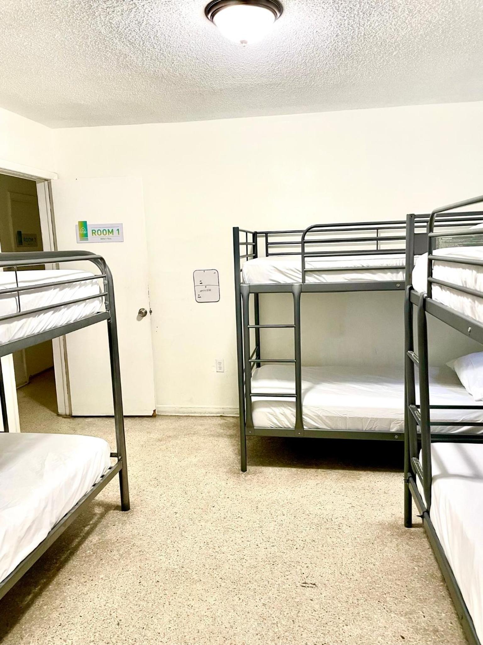 Single Bed in Female Dormitory Room photo 3