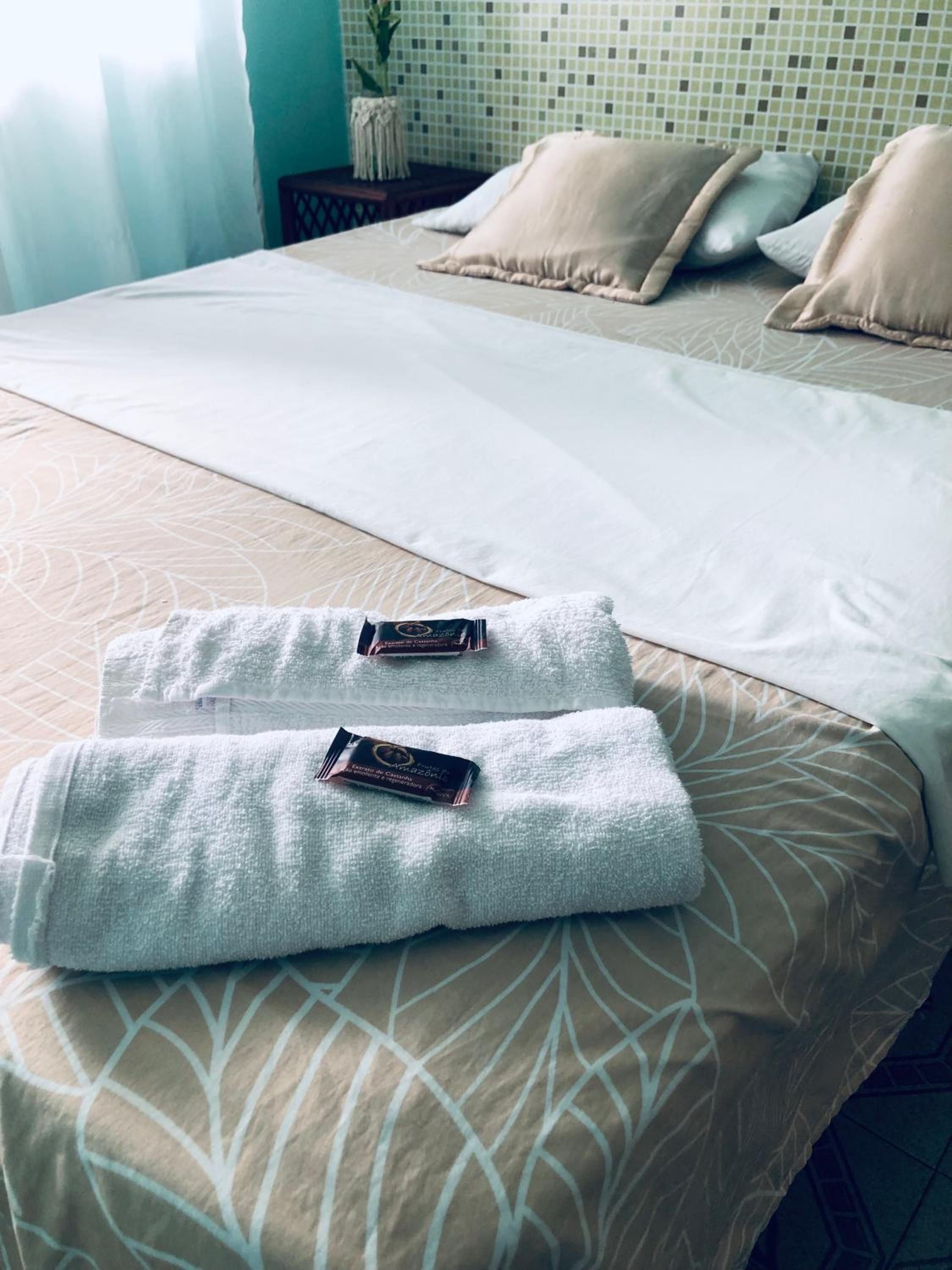 Double Room with Shared Bathroom photo 2