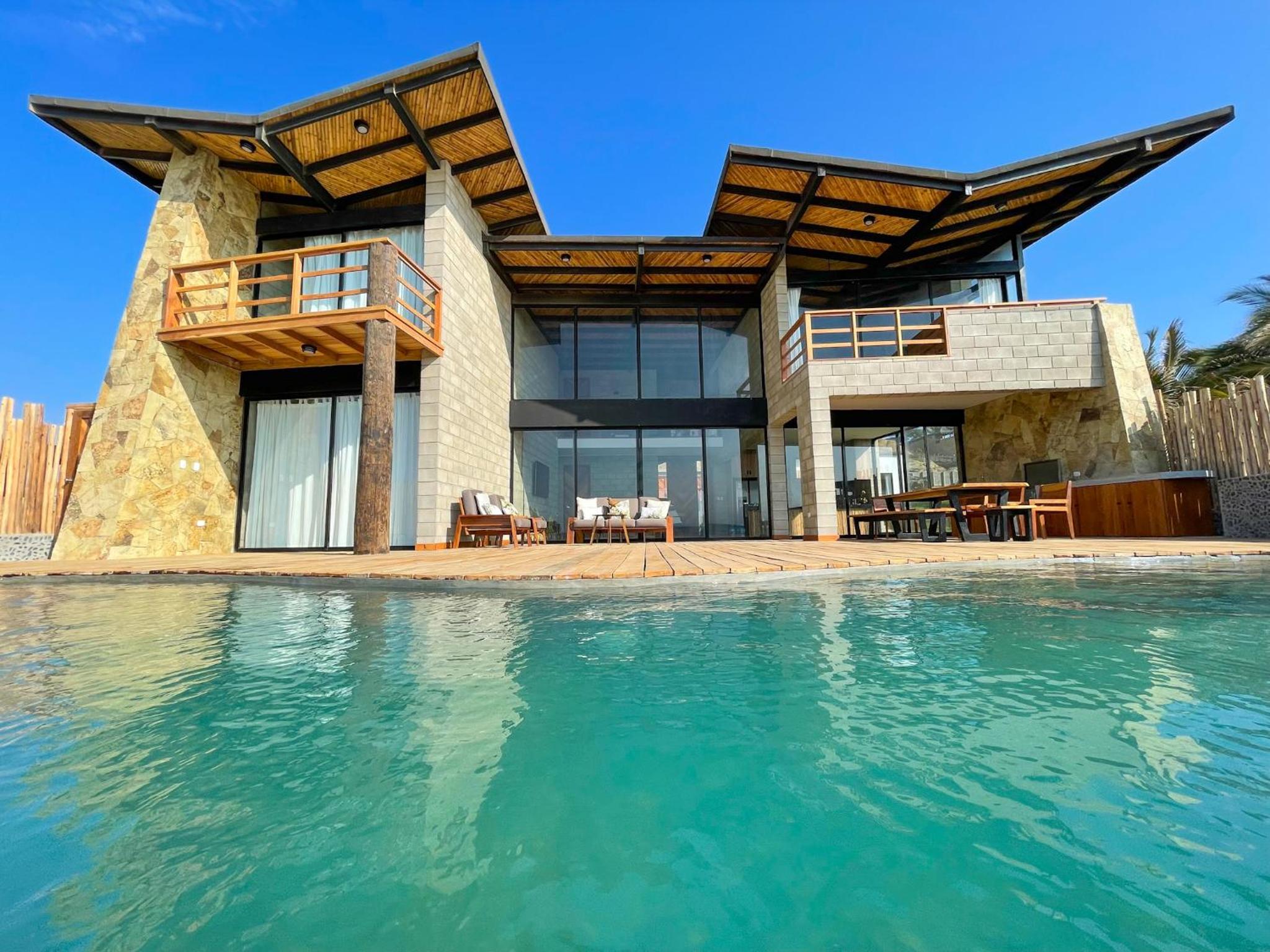 Deluxe Villa photo 2