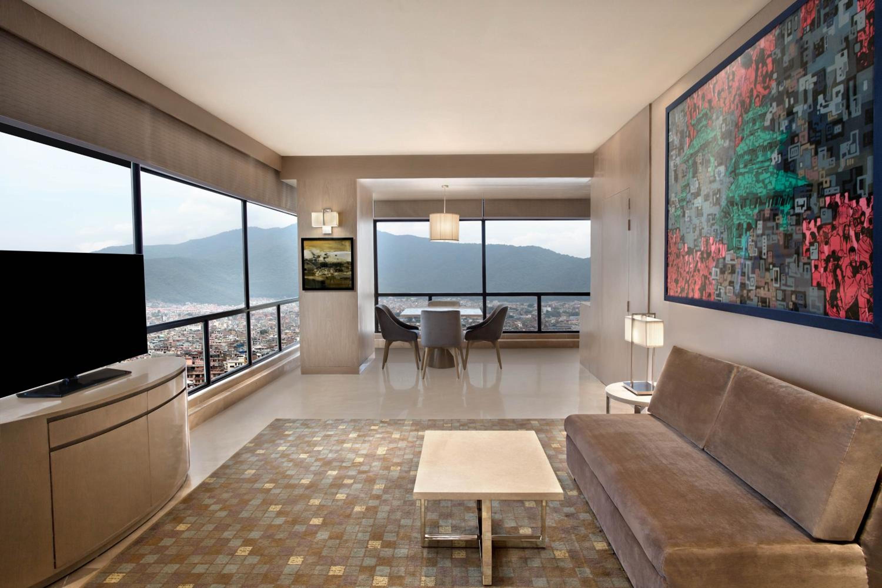 Loft Breezy Suite - King Room with 15% off on Food and Soft Beverage and Free Two-Way Airport Transfer in Private Car photo 3