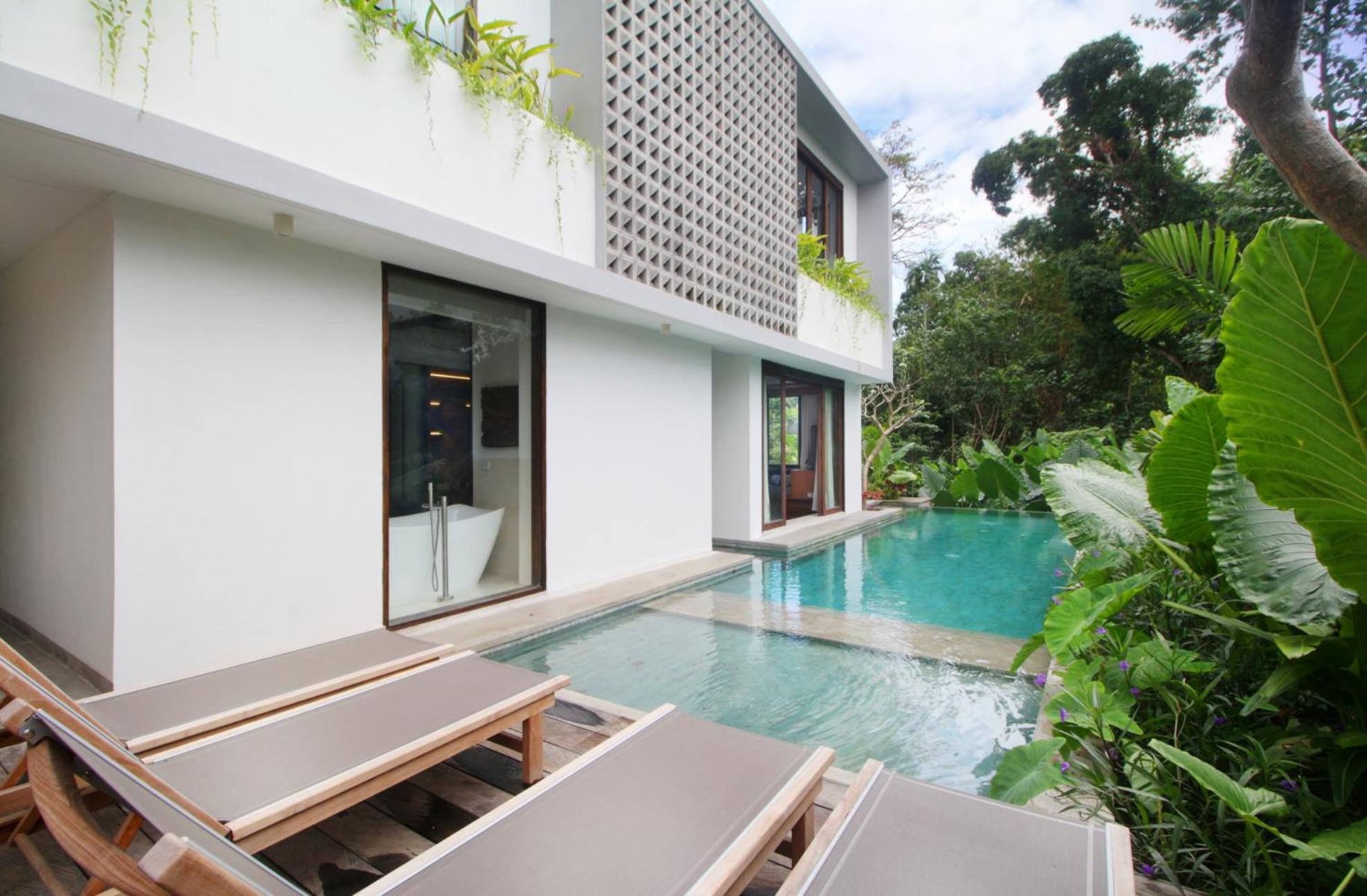 Villa with Private Pool - Photo 47