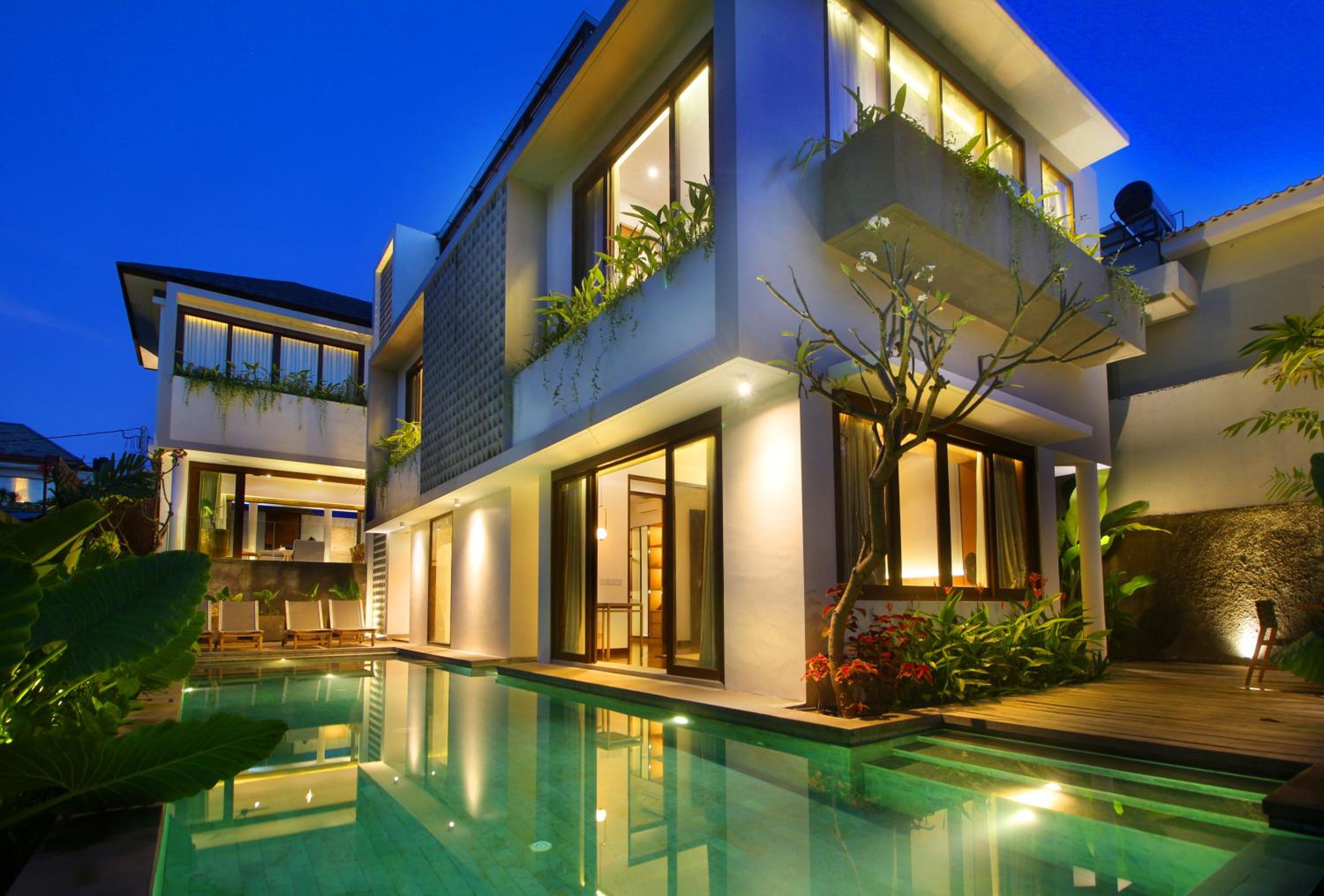 Villa with Private Pool - Photo 9