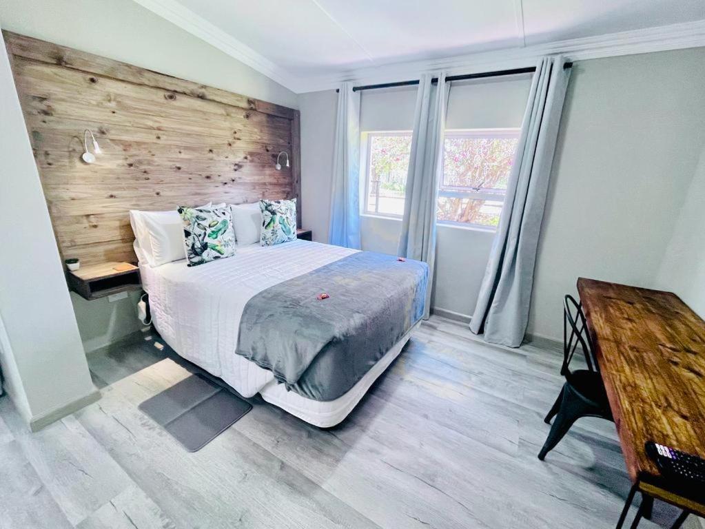 Deluxe Double Room - Photo 1