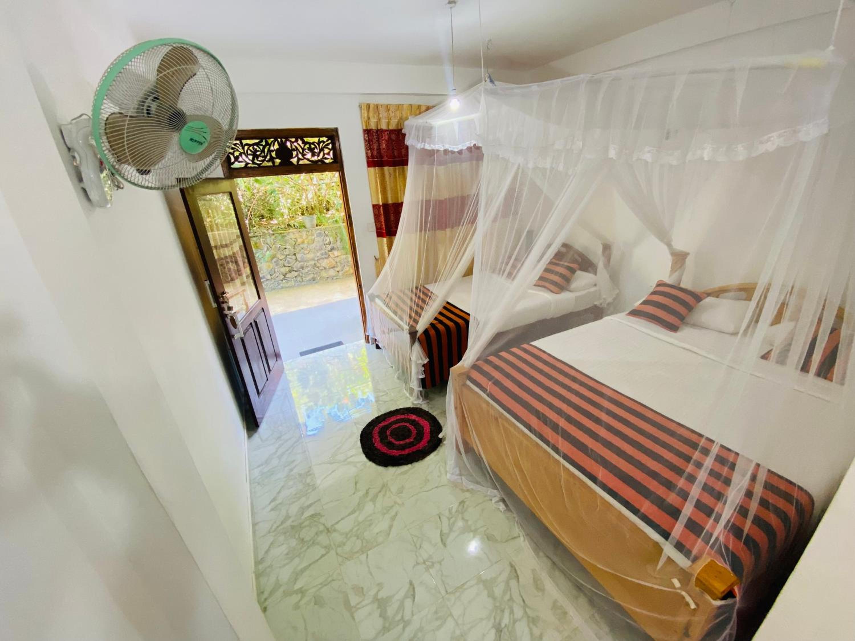 Deluxe Twin Room photo 2
