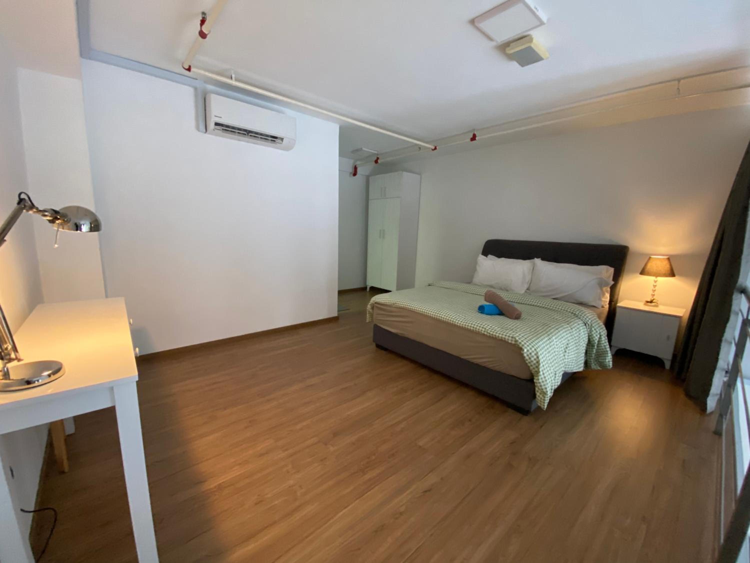 Apartment - Split Level photo 2