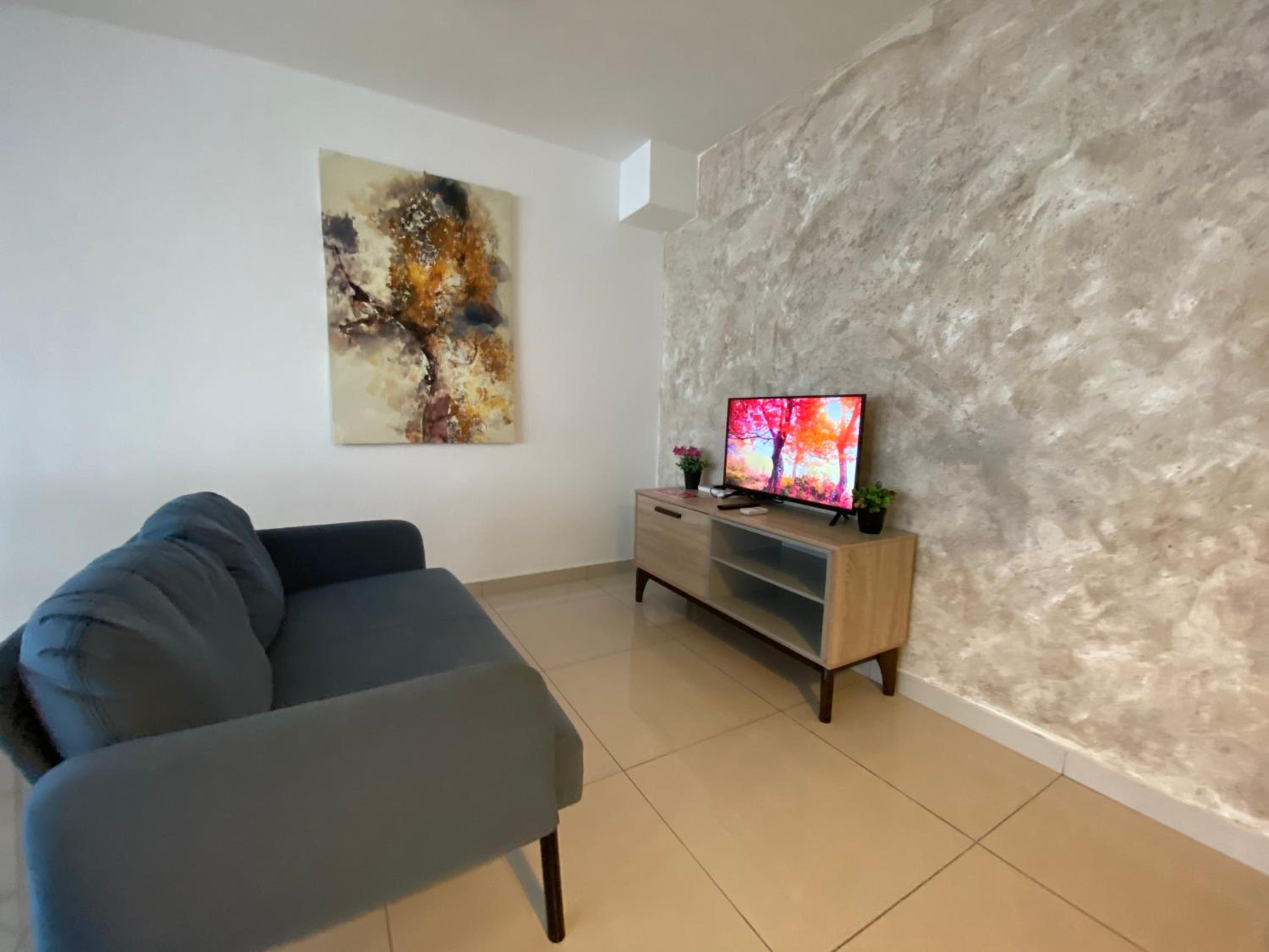 Apartment - Split Level photo 3