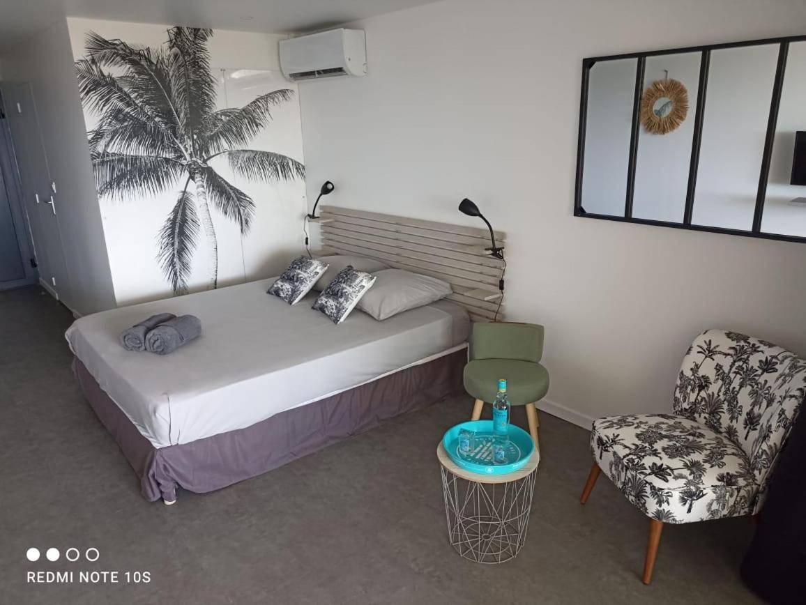 Apartment with Sea View photo 1