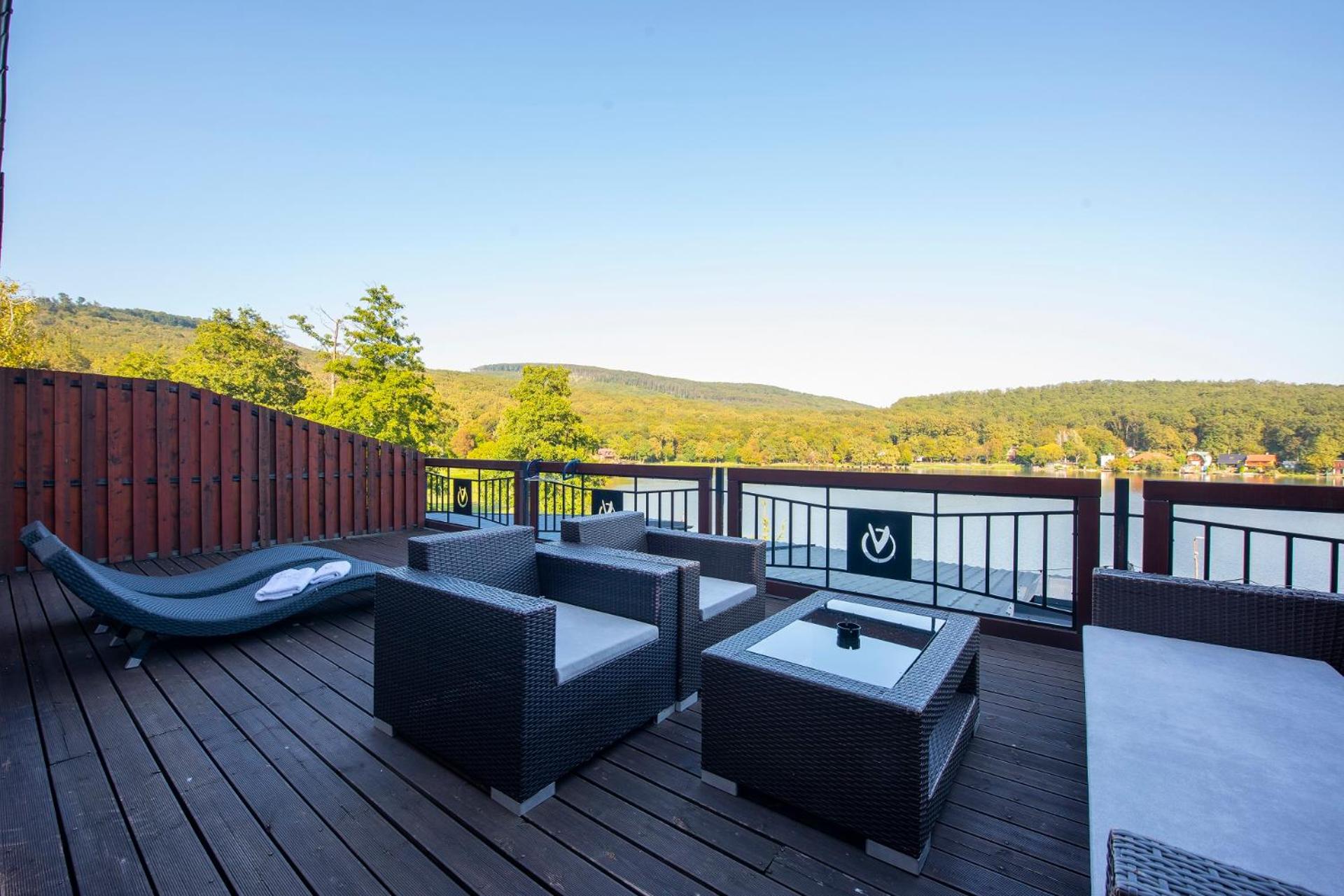 Suite with Terrace photo 3