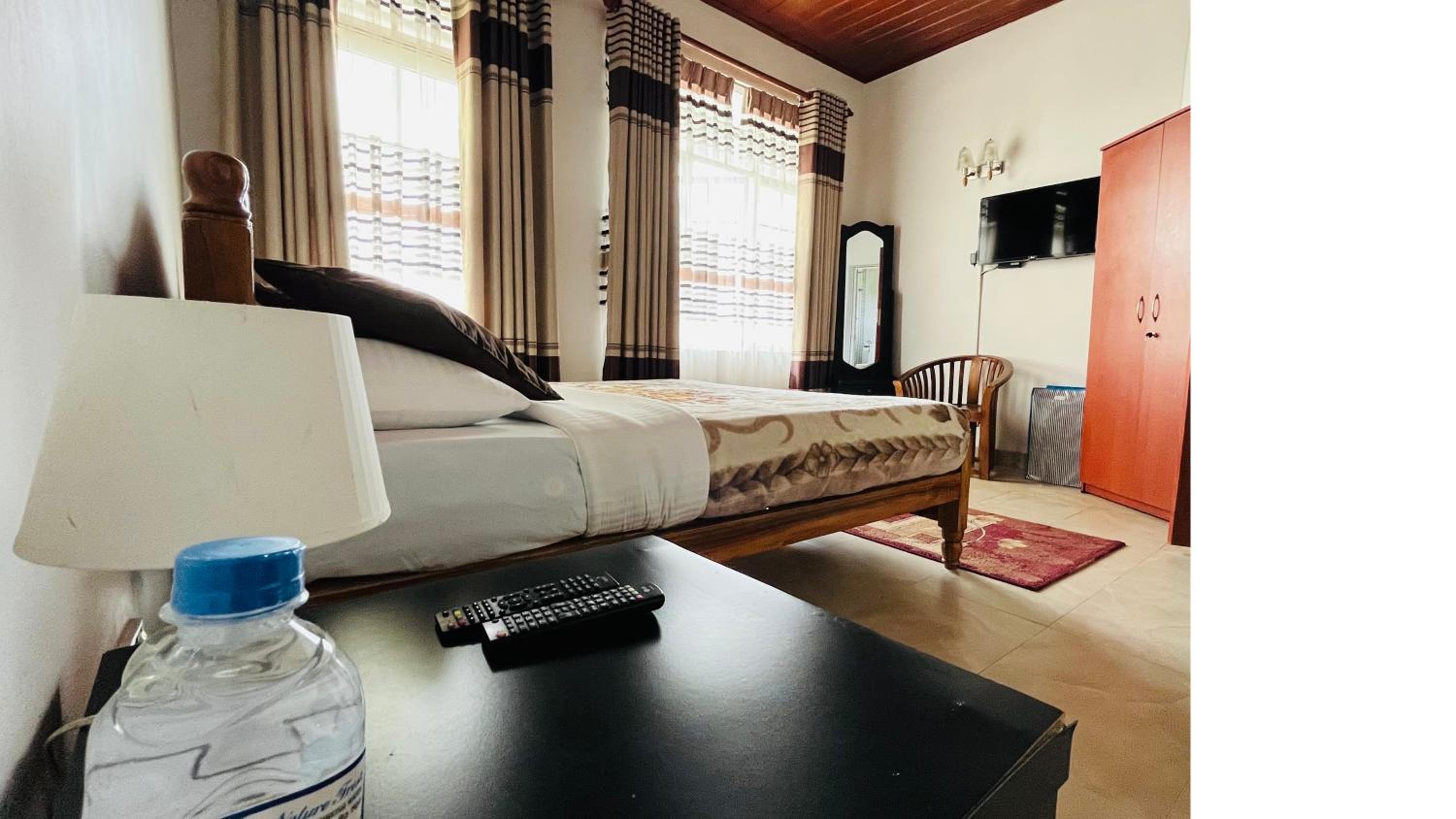 Standard Double Room with Balcony photo 3