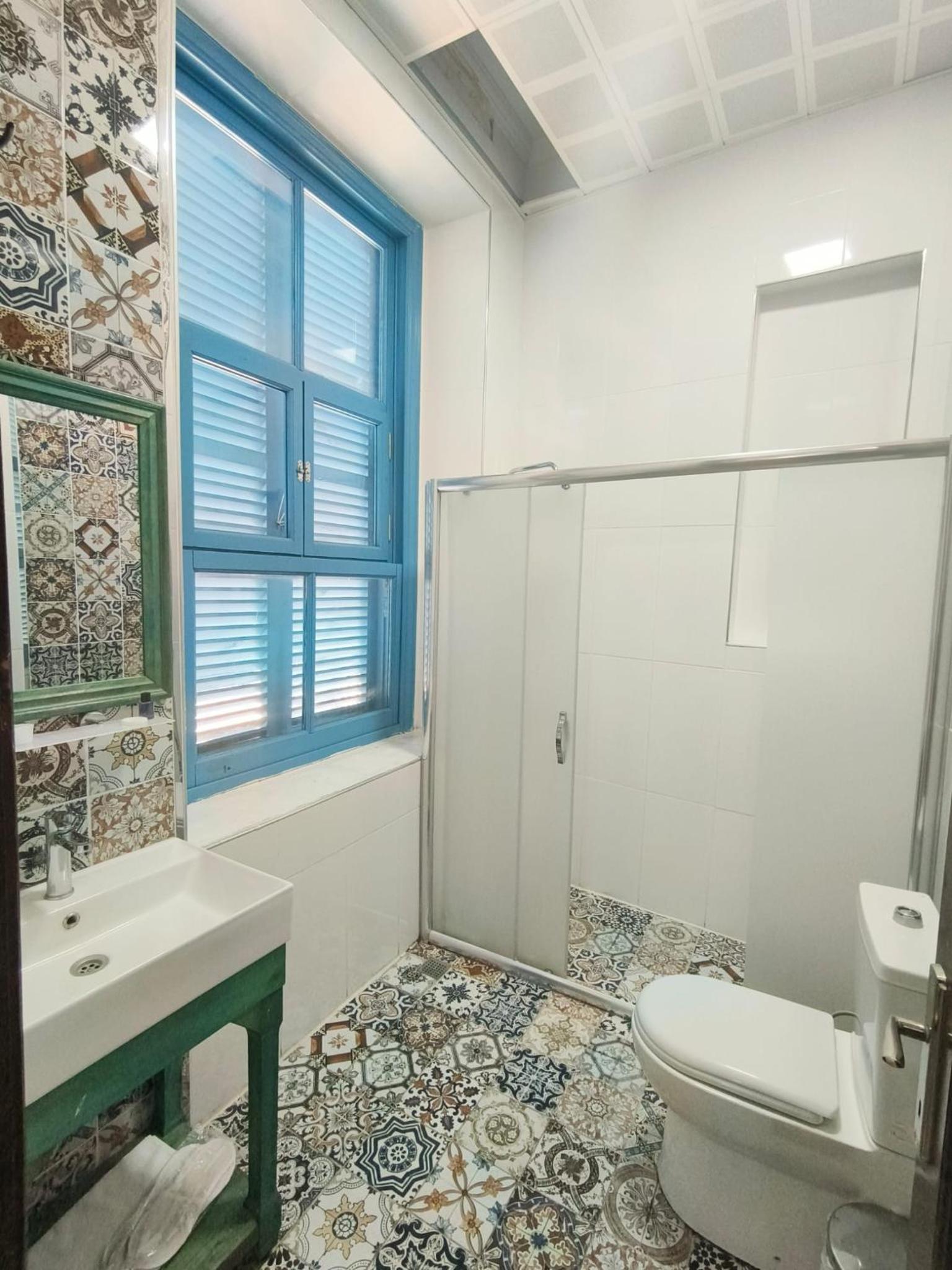 Deluxe Double Room with Balcony photo 2