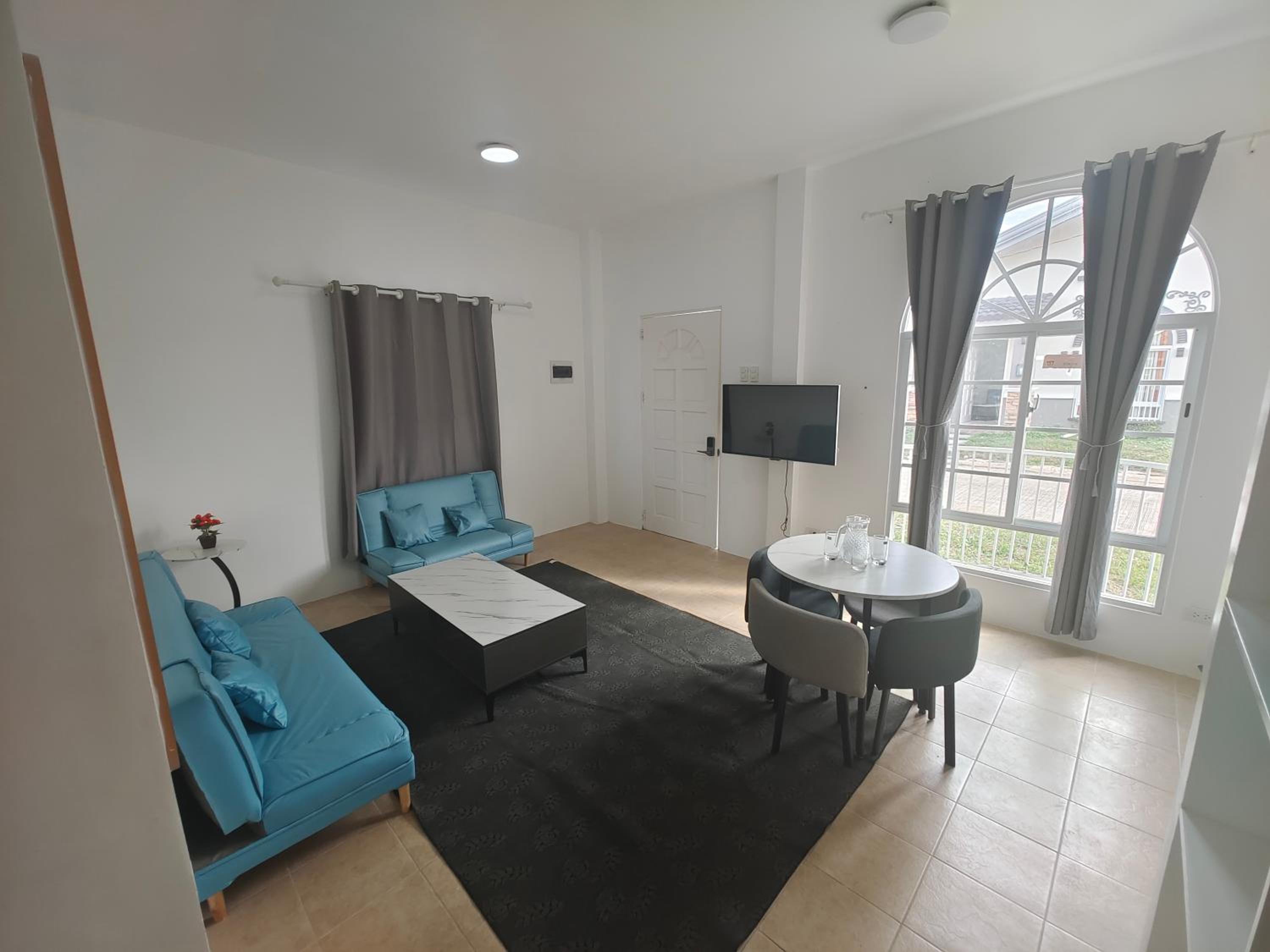 Three-Bedroom Villa photo 3
