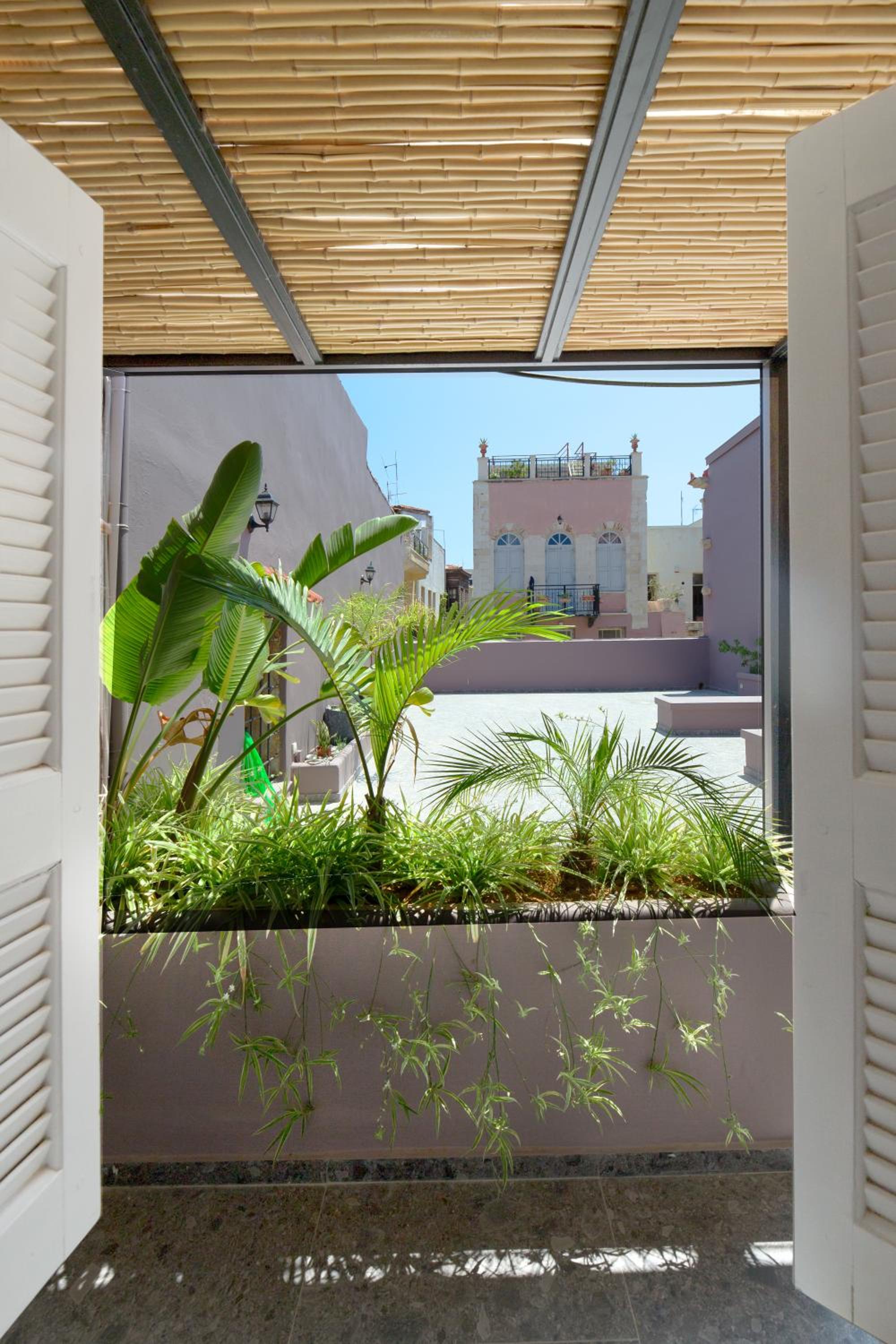 Double or twin Room with Patio view