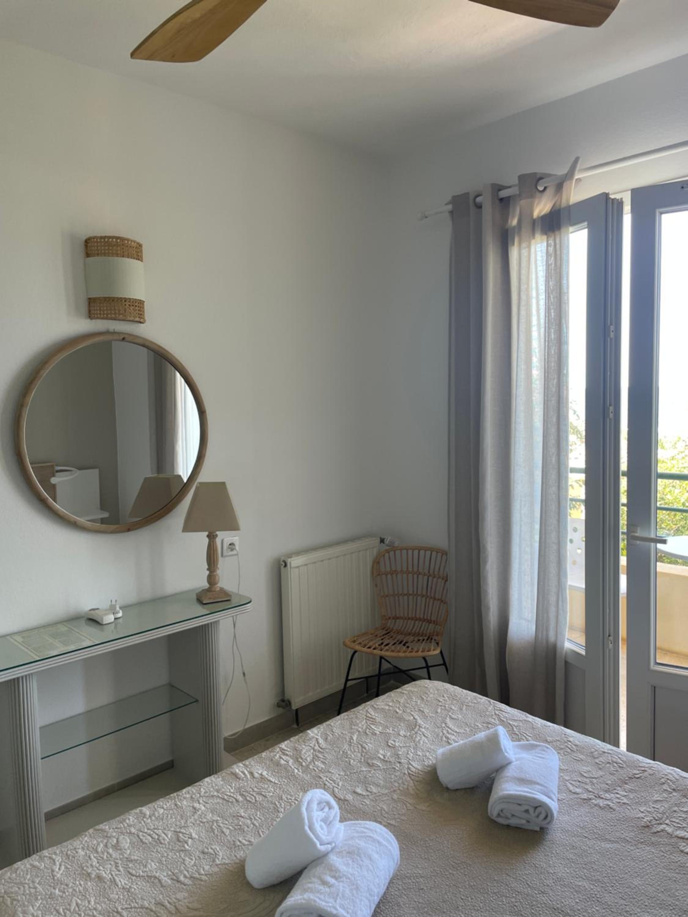 Double Room with Balcony and Sea View photo 3