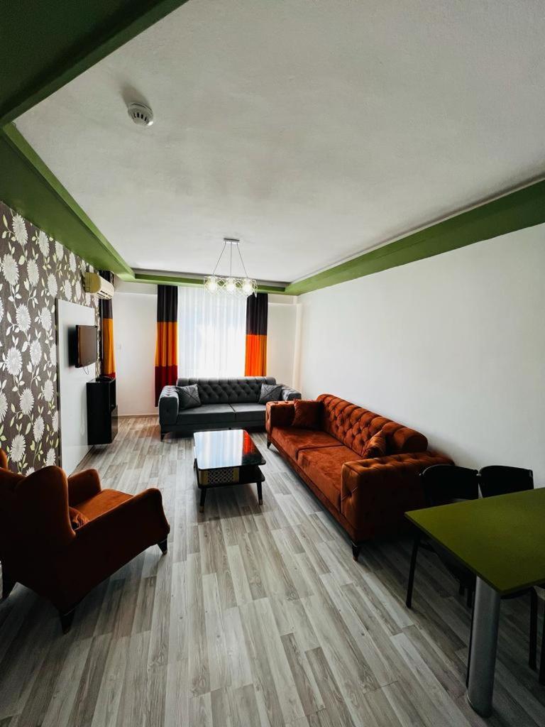 Family Suite with Balcony - Photo 36