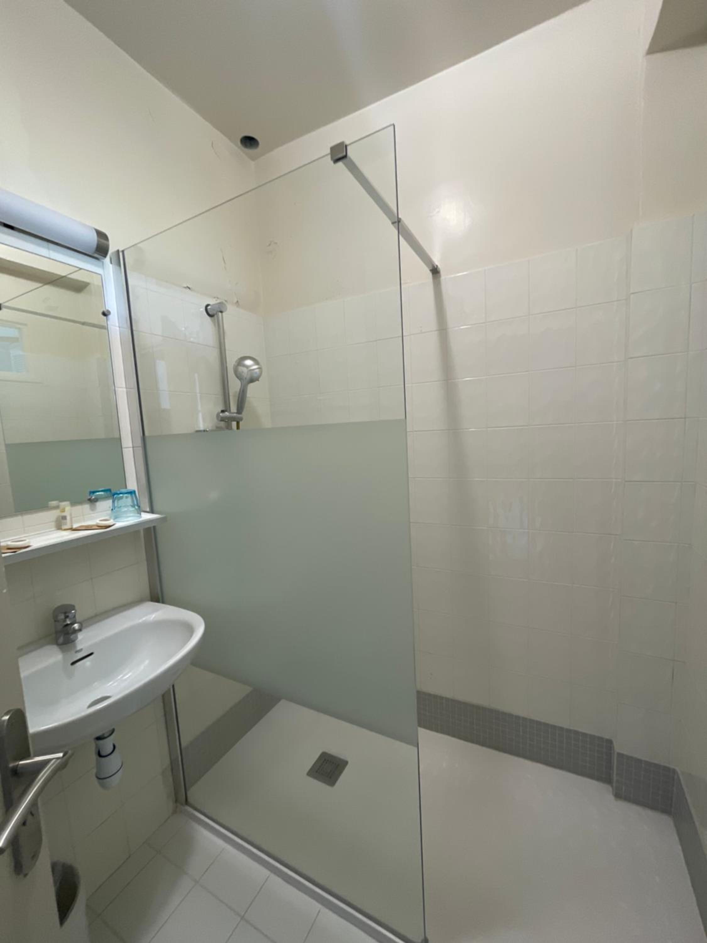 Double Room with Balcony and Sea View photo 3