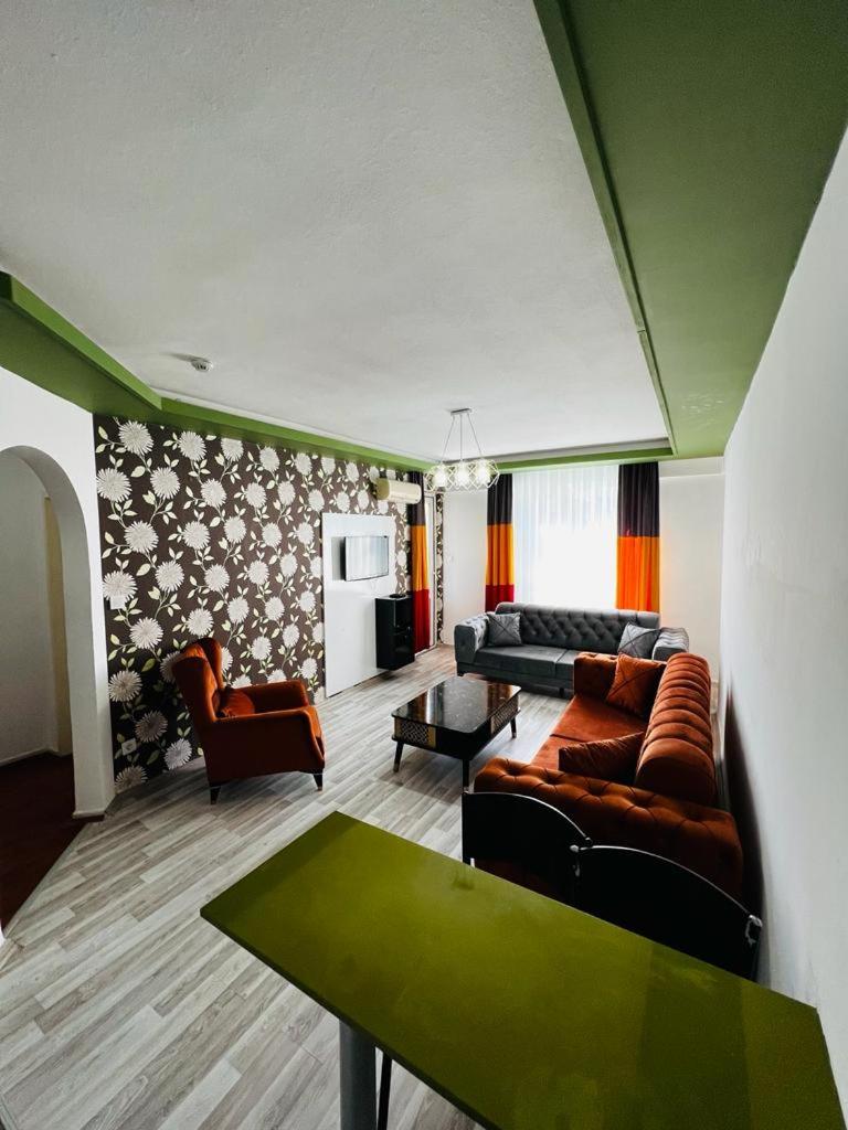 Family Suite with Balcony - Photo 40