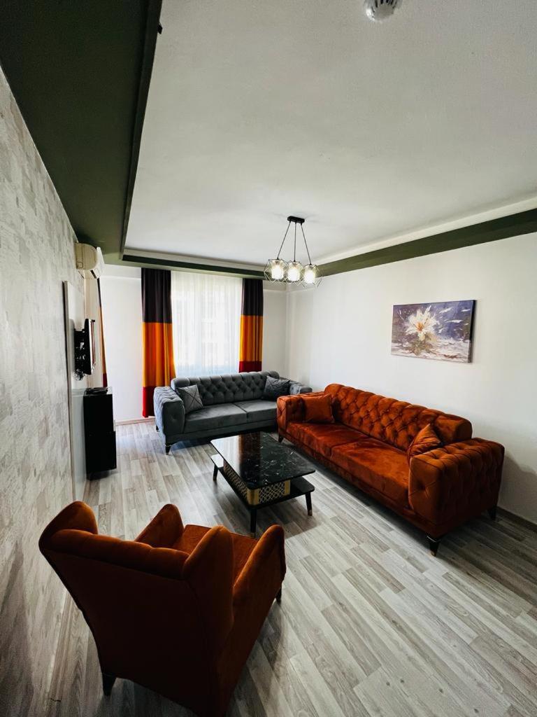 Family Suite with Balcony - Photo 39