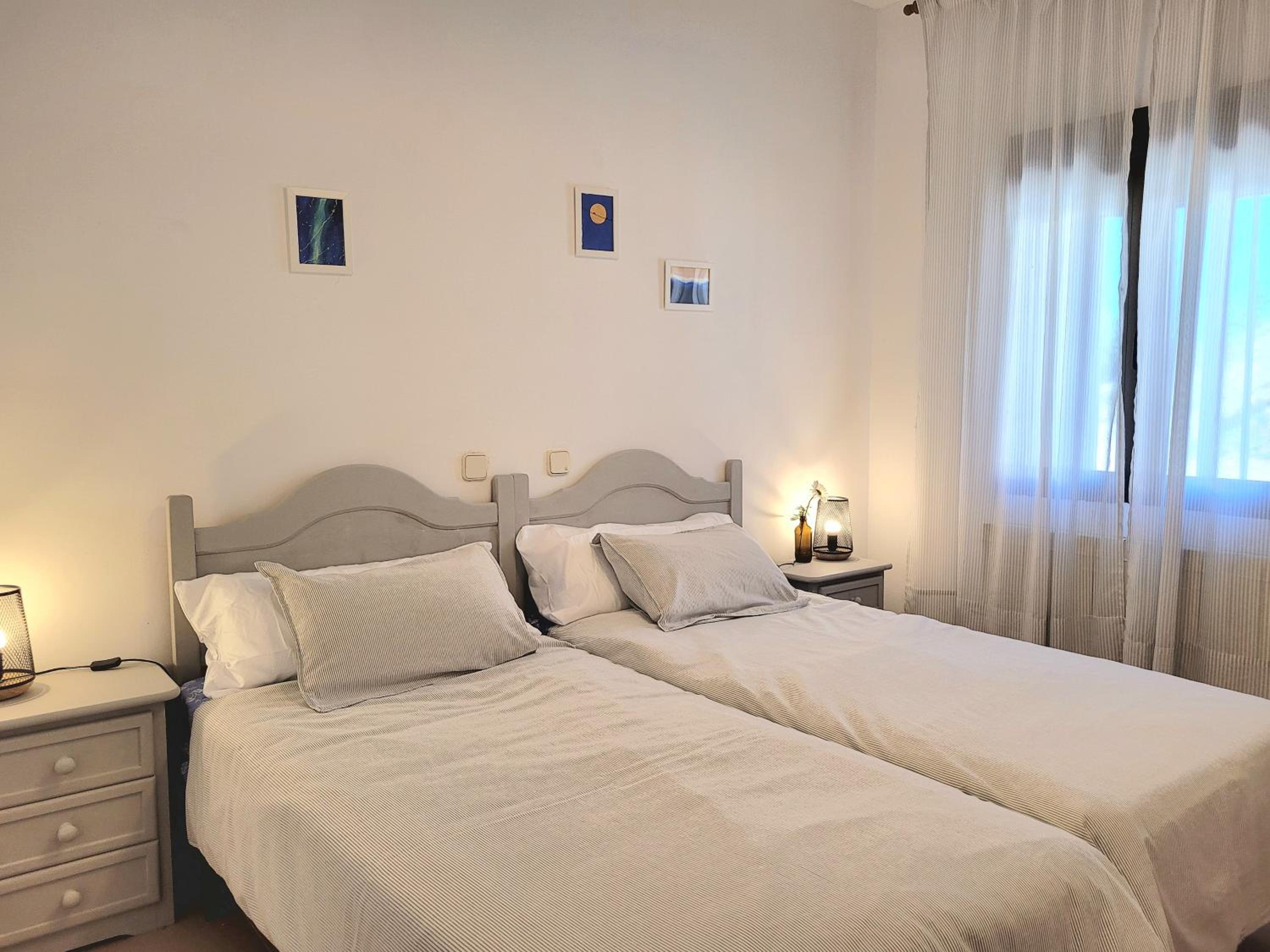 Habitación Estándar con Dos Camas Individuales