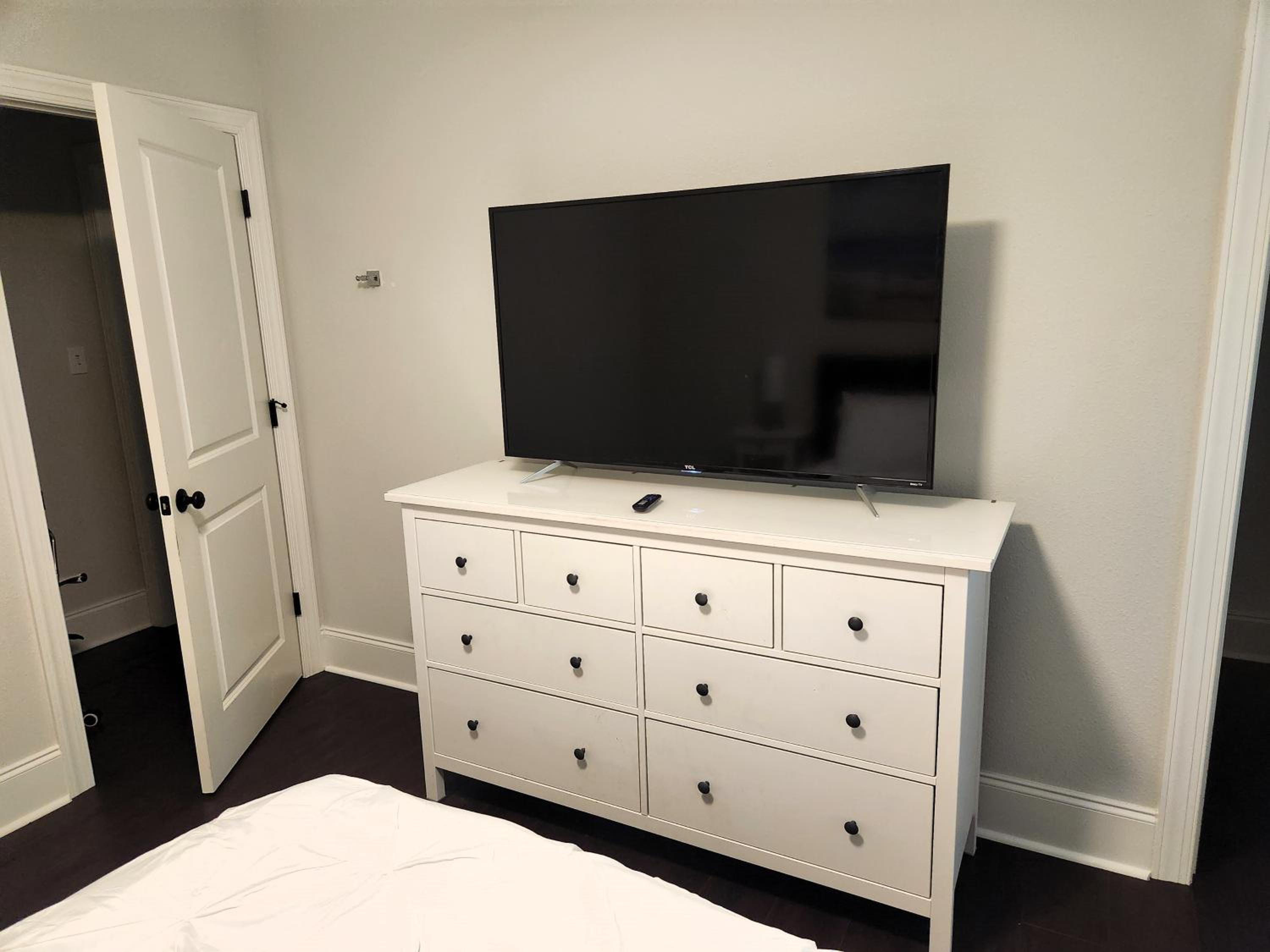 Four-Bedroom House photo 1
