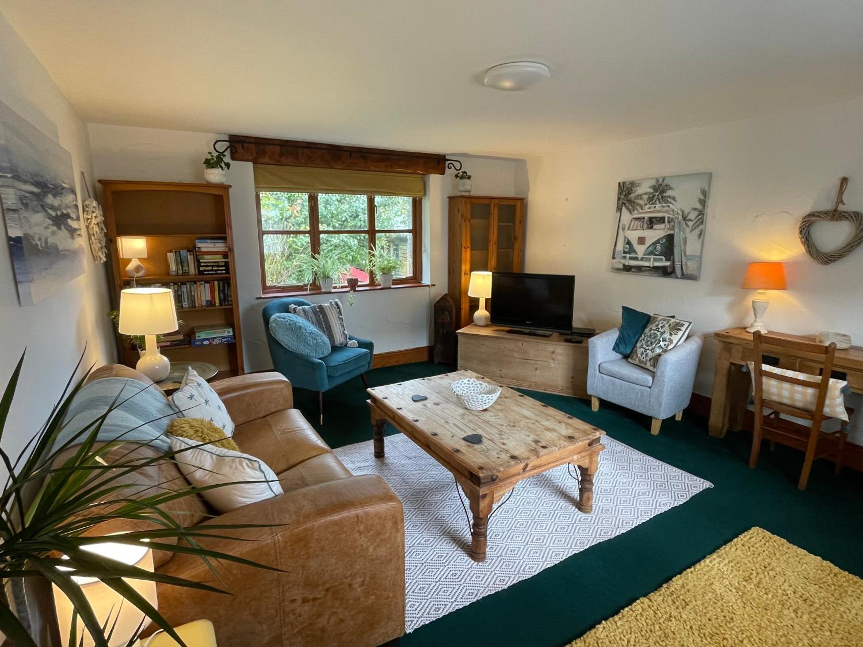 One-Bedroom House photo 1