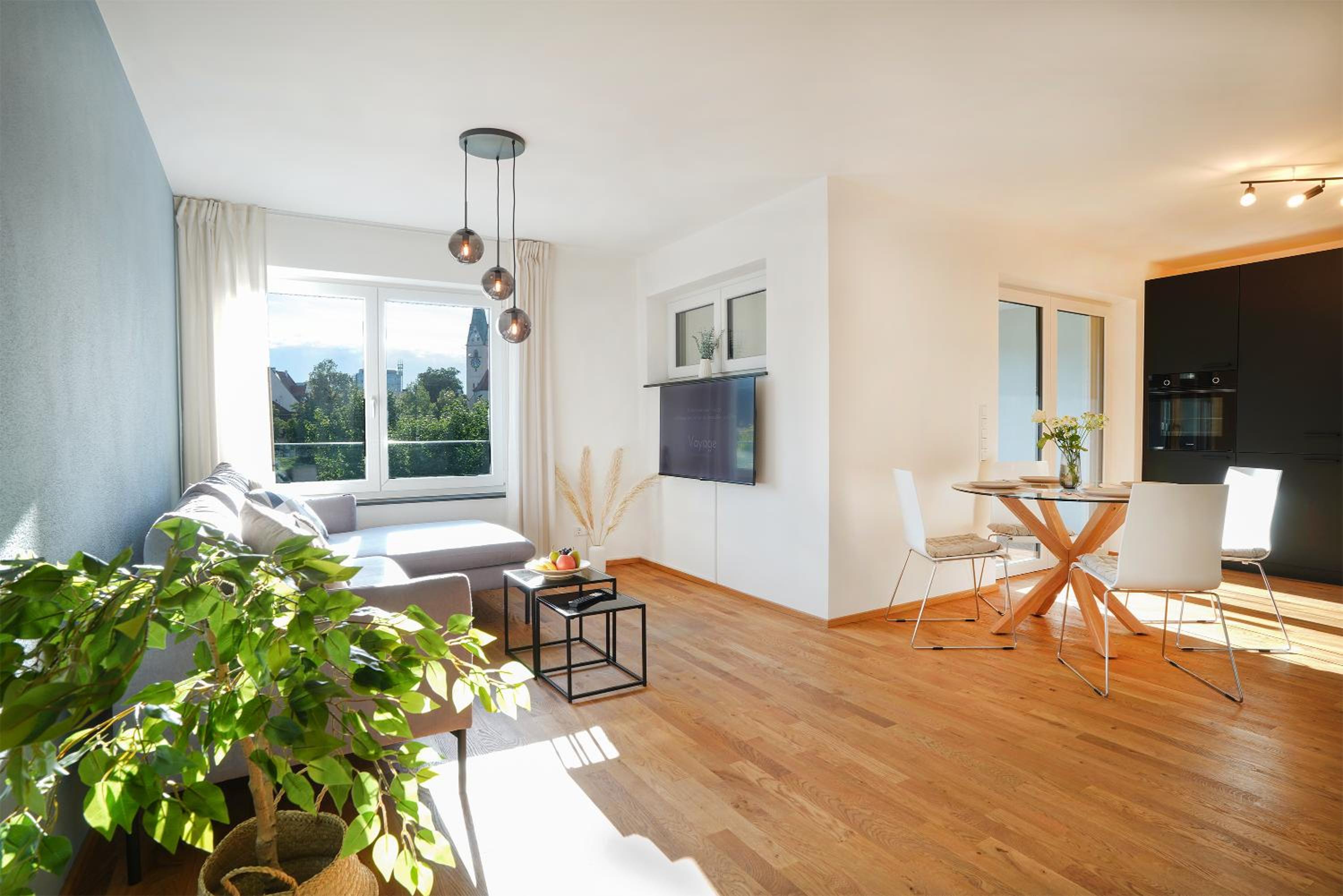 Apartment with Balcony