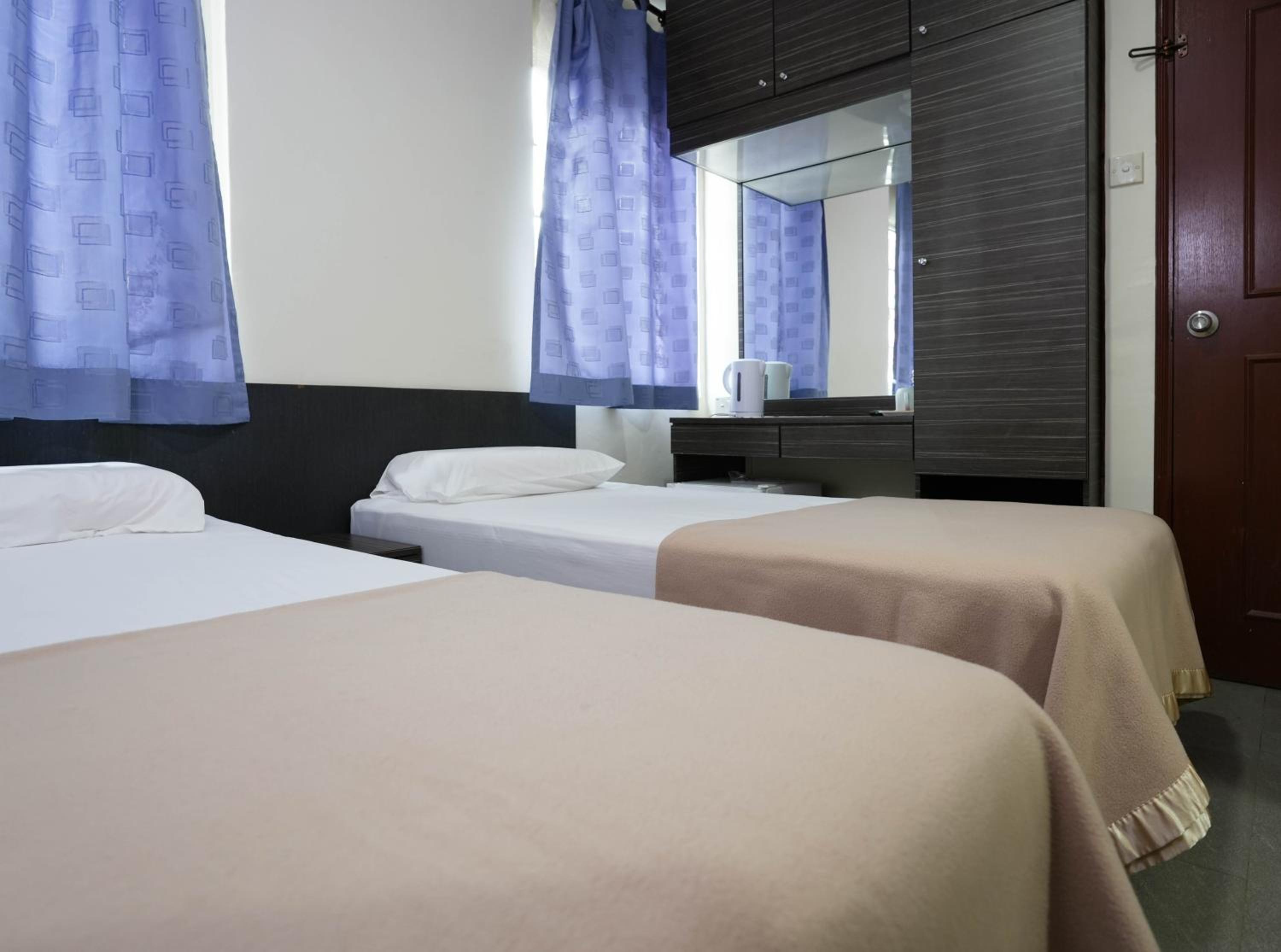 Deluxe Double or Twin Room photo 3