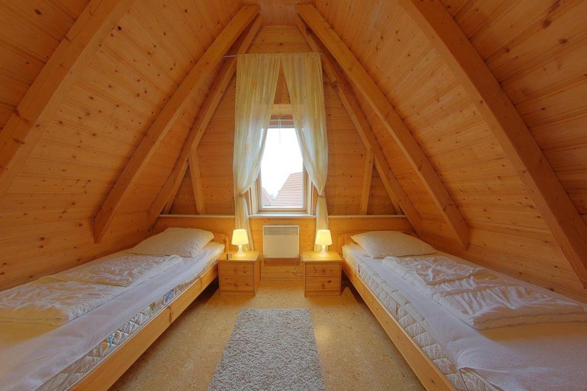 Three-Bedroom House photo 2