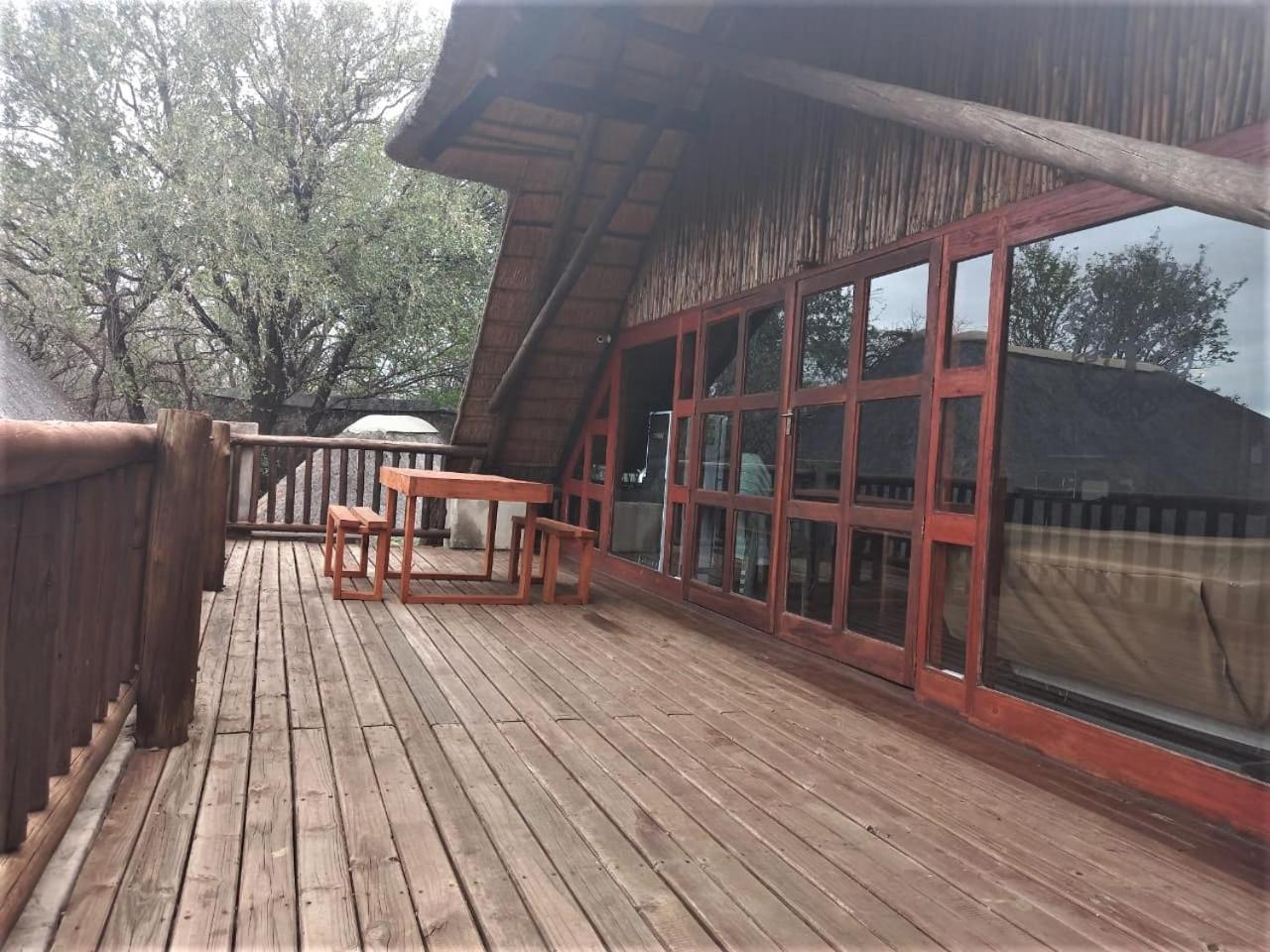 Deluxe Double Room with Extra Bed photo 3