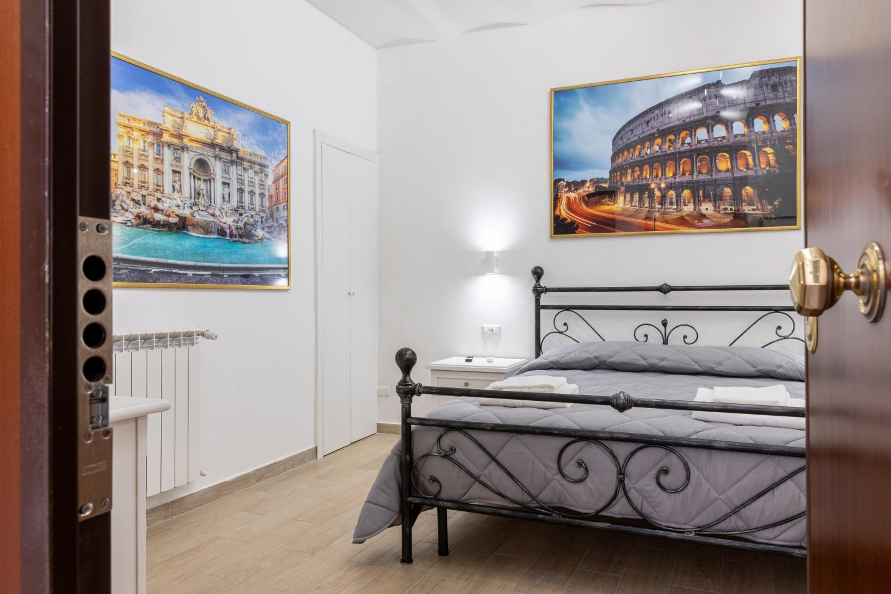 Large Double Room