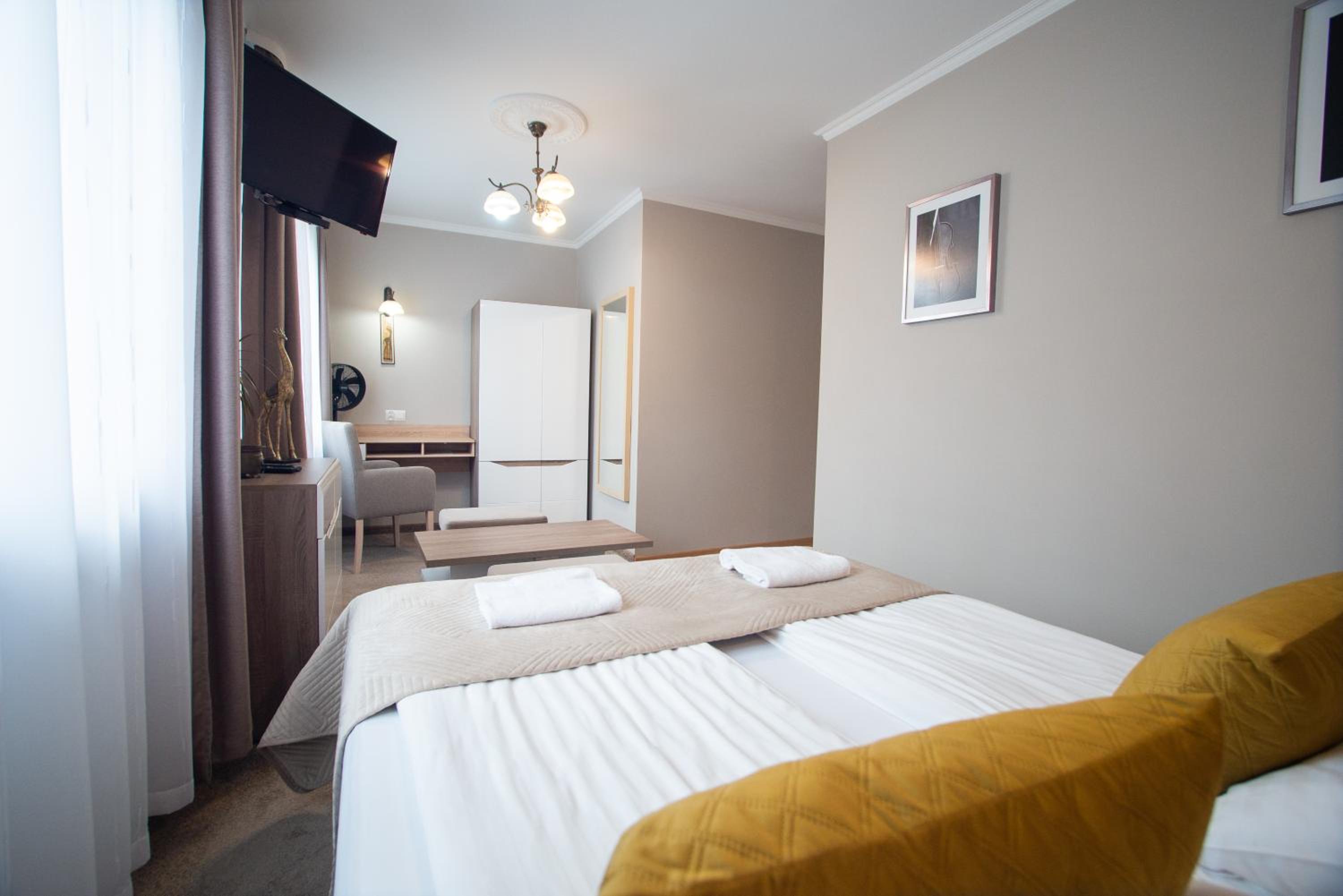 Double Room photo 3