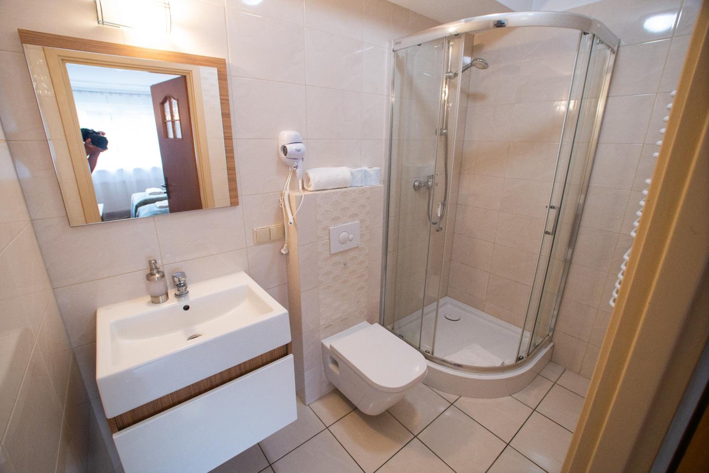 Large Double Room photo 3