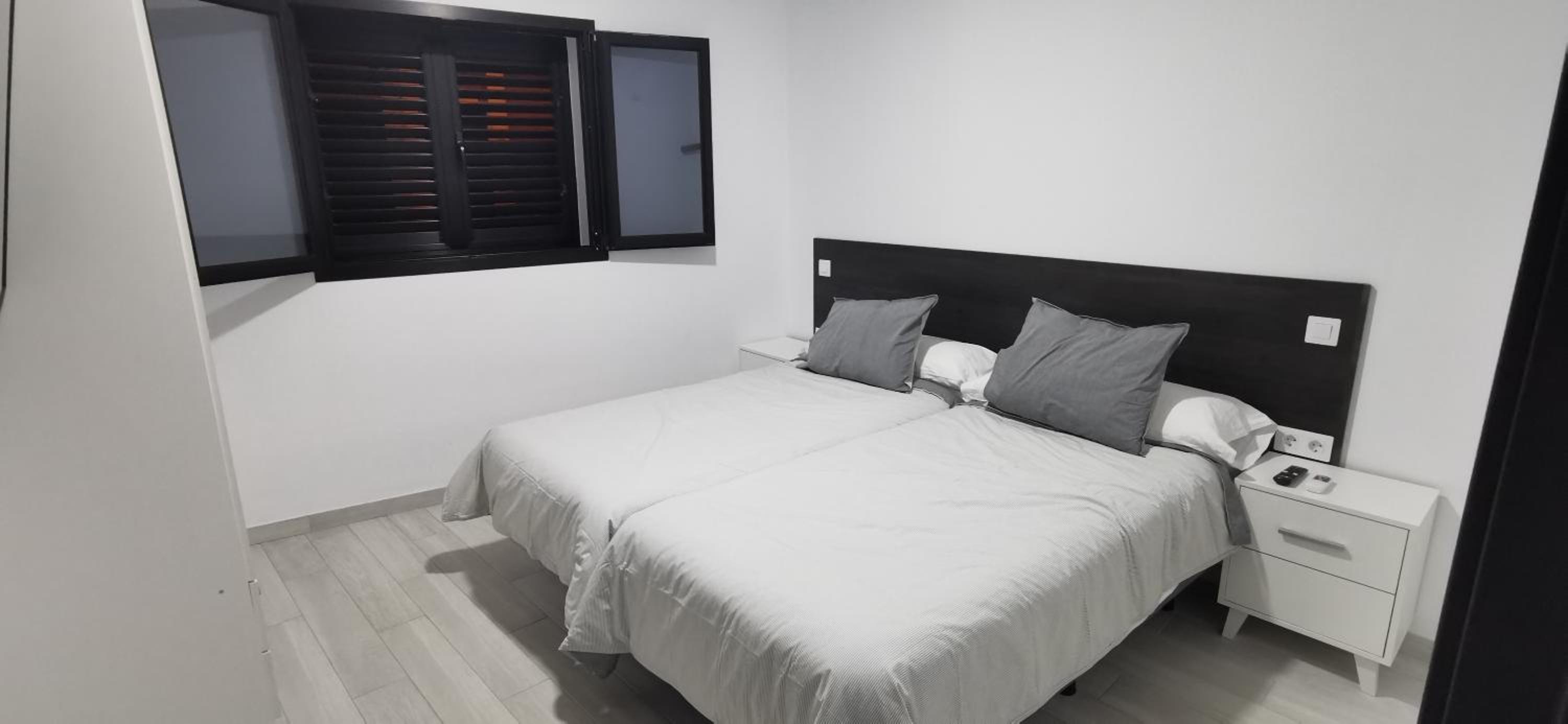 One-Bedroom Apartment photo 3