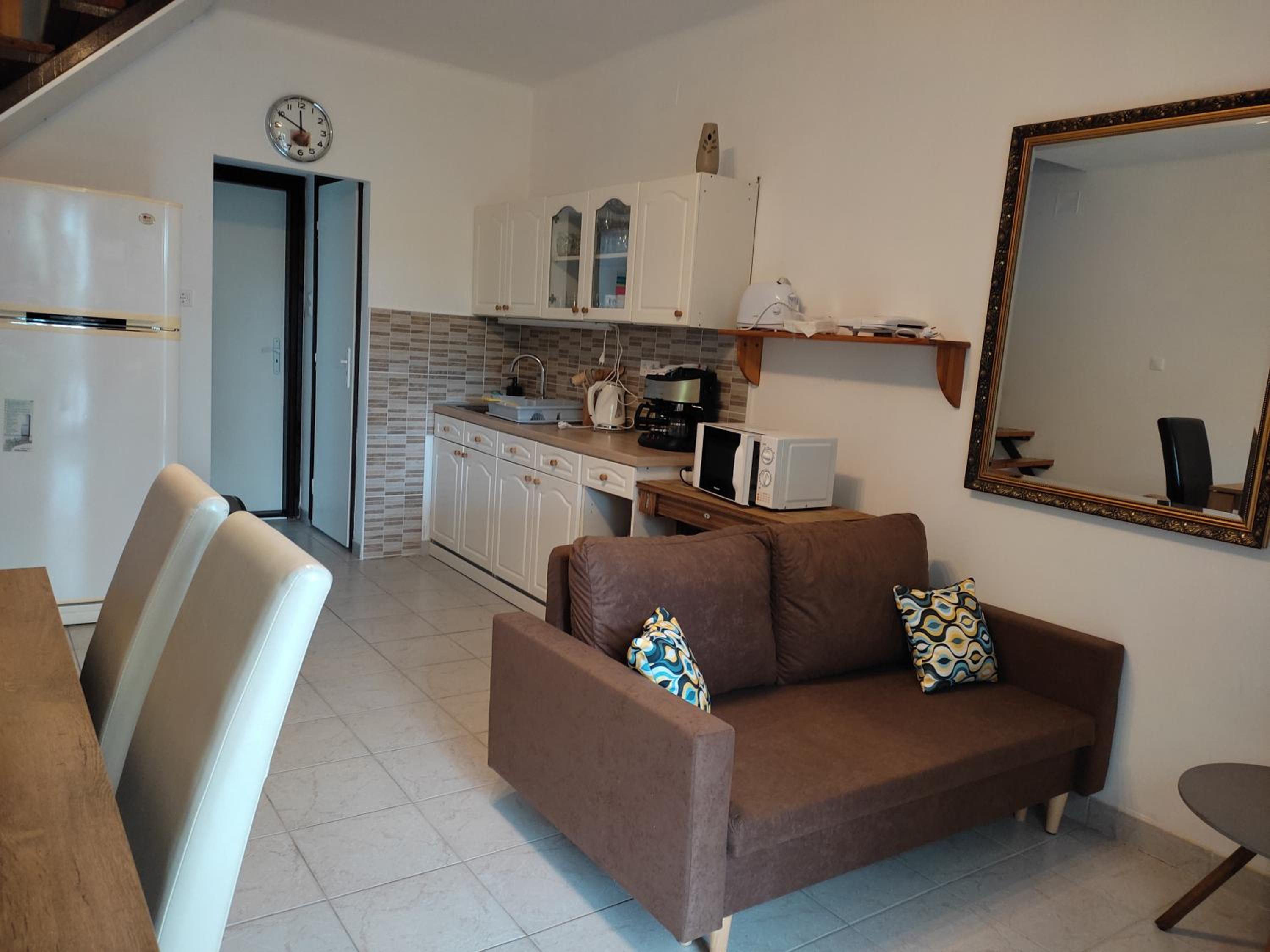 Three-Bedroom Apartment - Photo 15