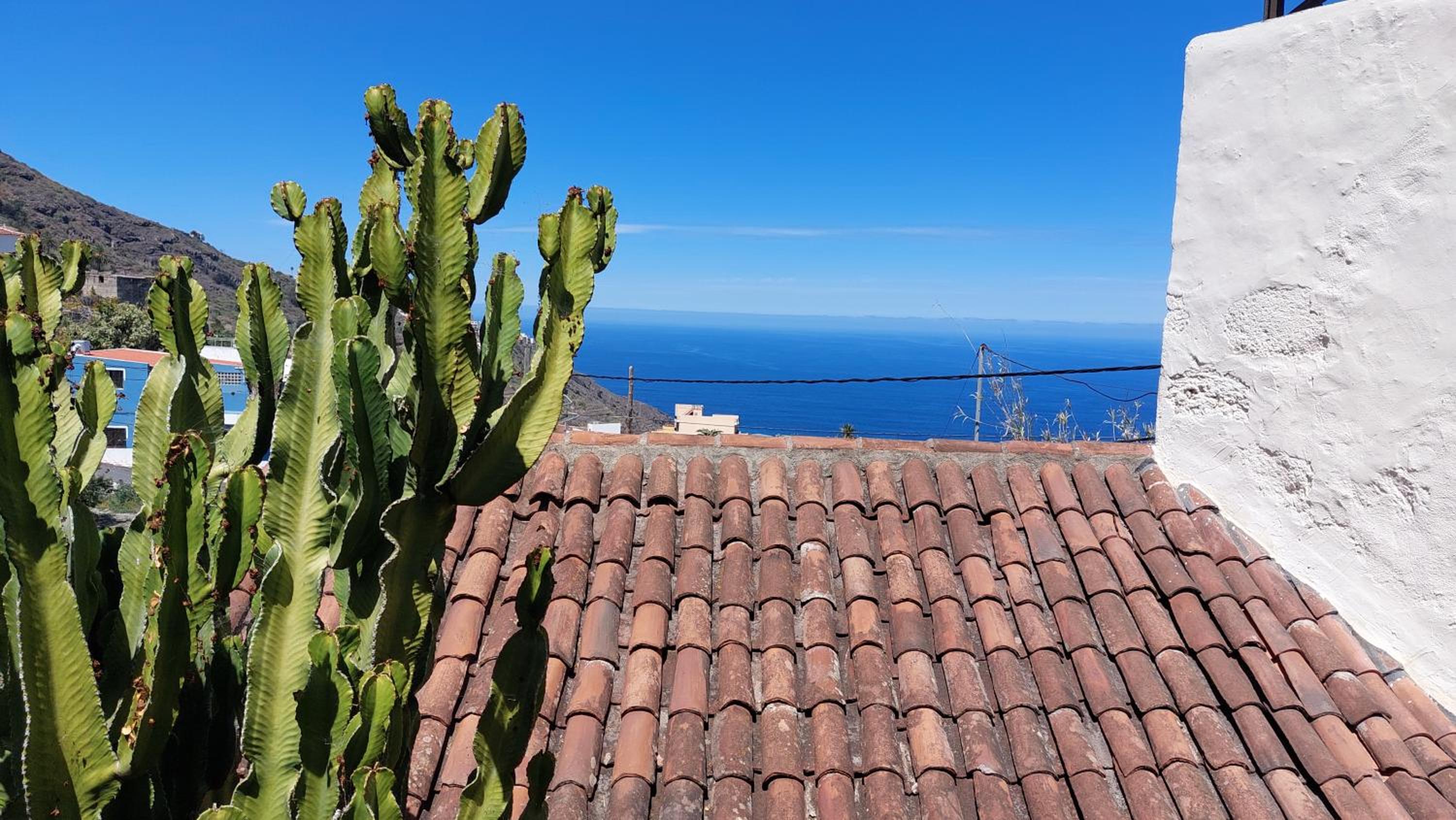 Apartment with Sea View (2 Adults) - Photo 8
