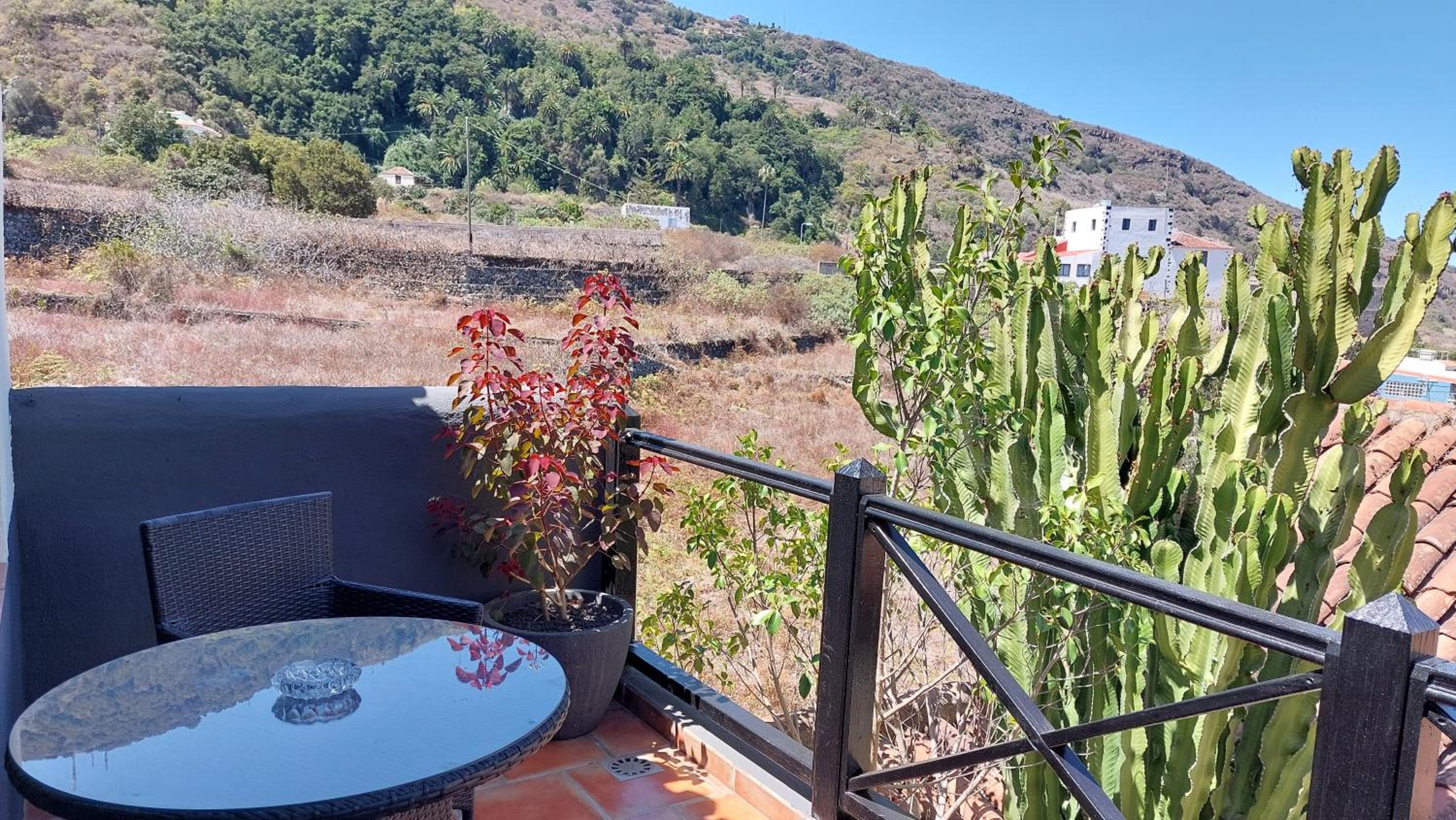 Apartment with Sea View (2 Adults) - Photo 10