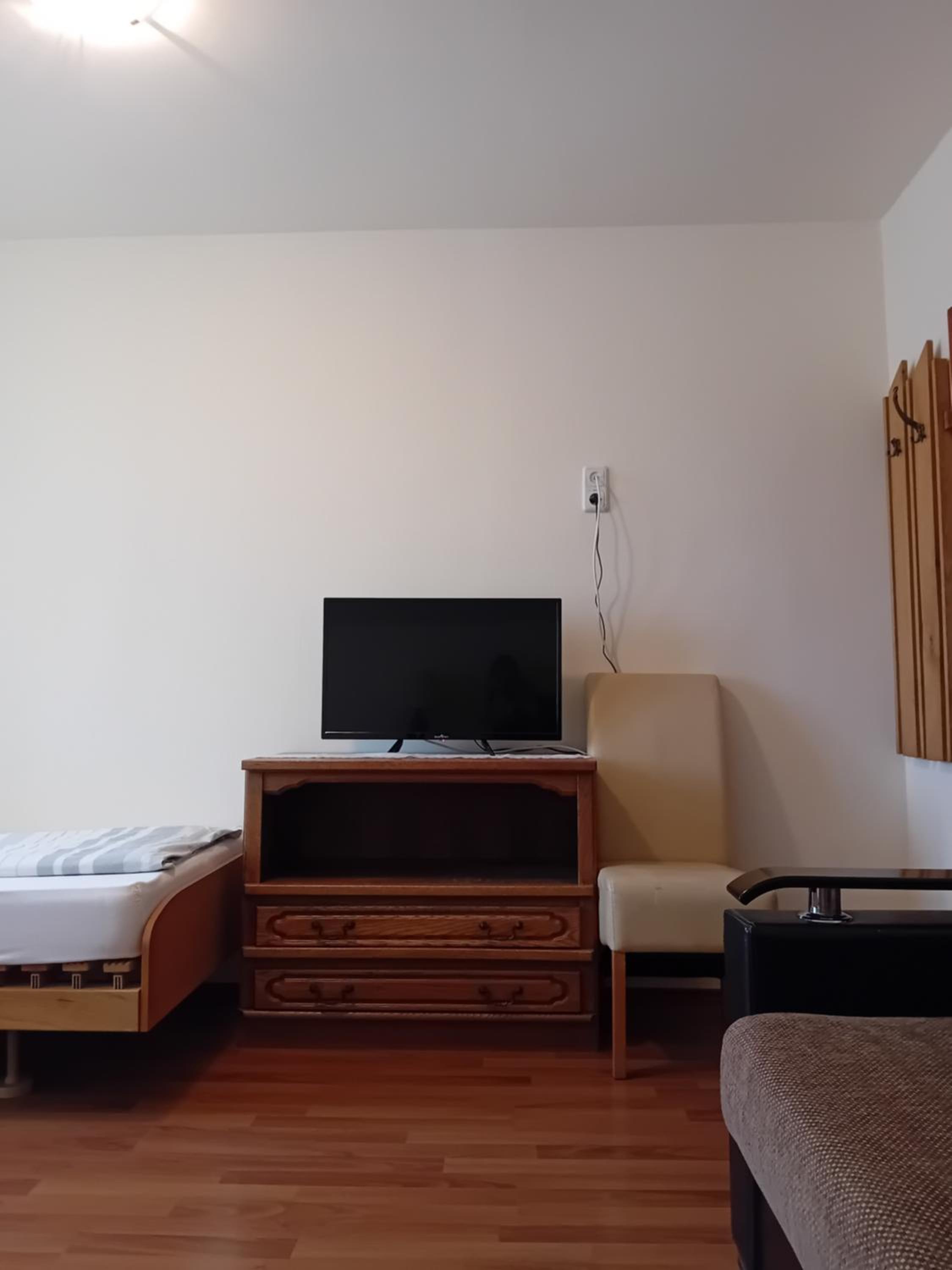 Triple Room with Shared Bathroom photo 2