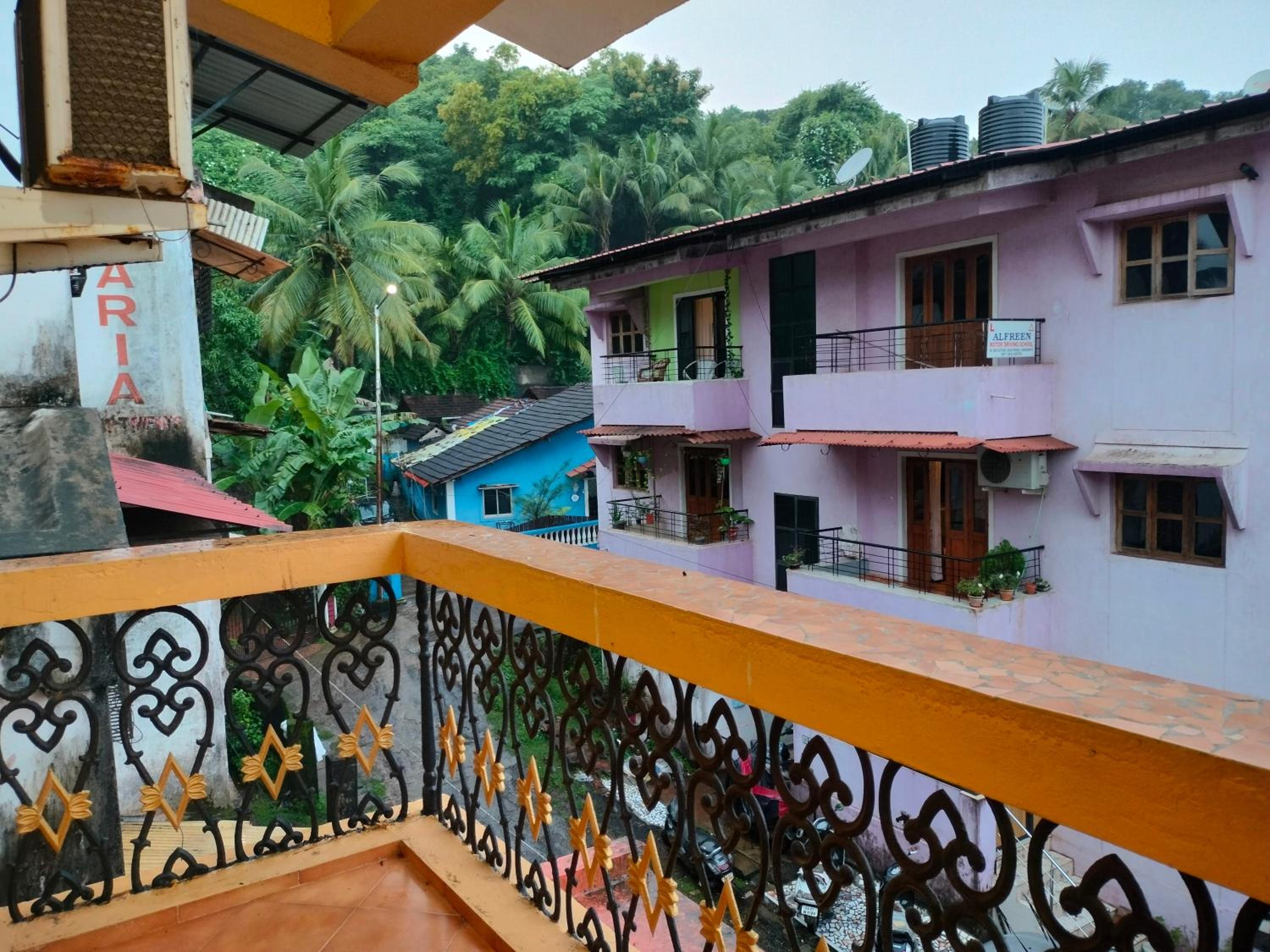 Double Room with Balcony photo 3