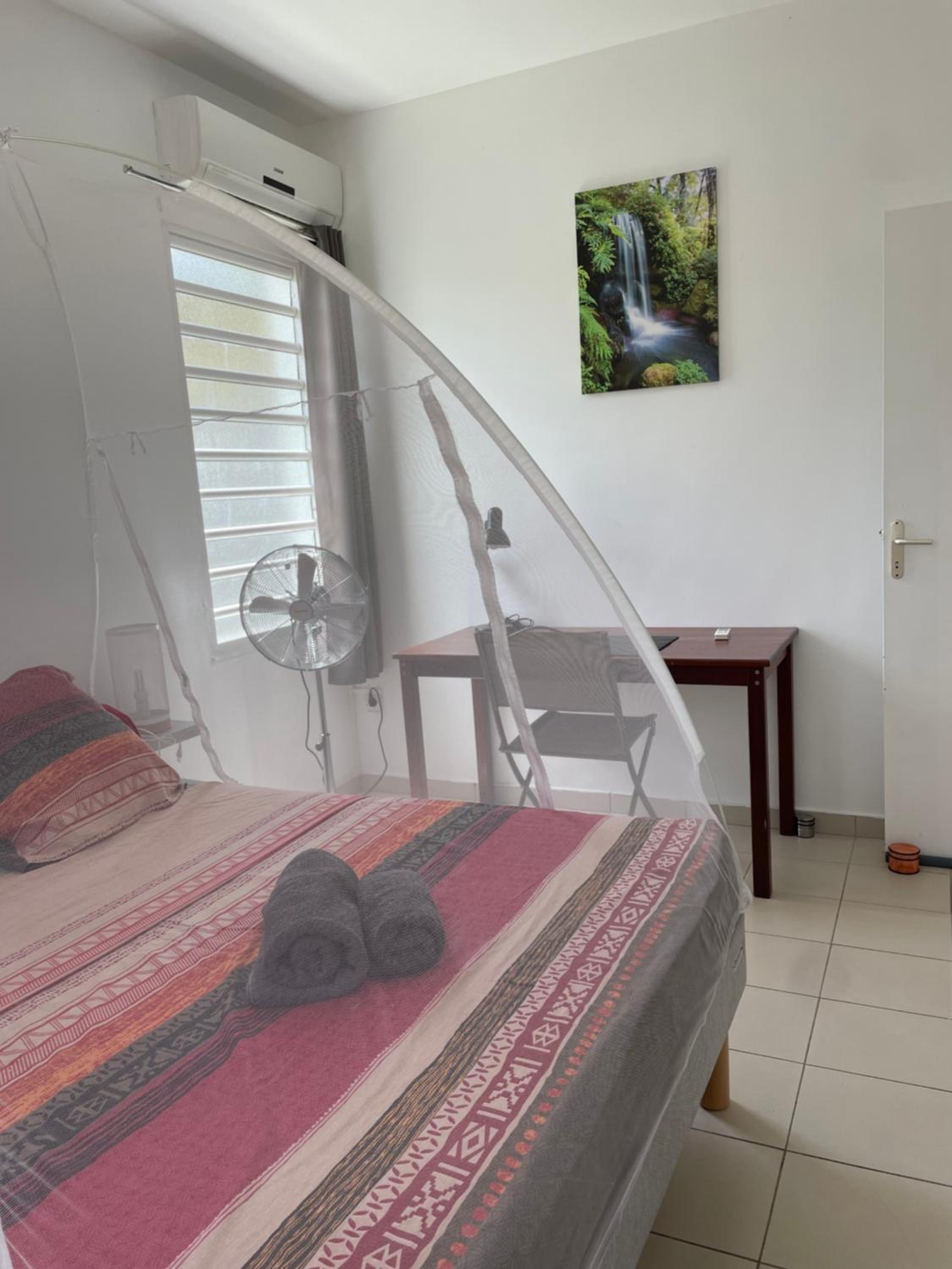 Three-Bedroom House photo 1