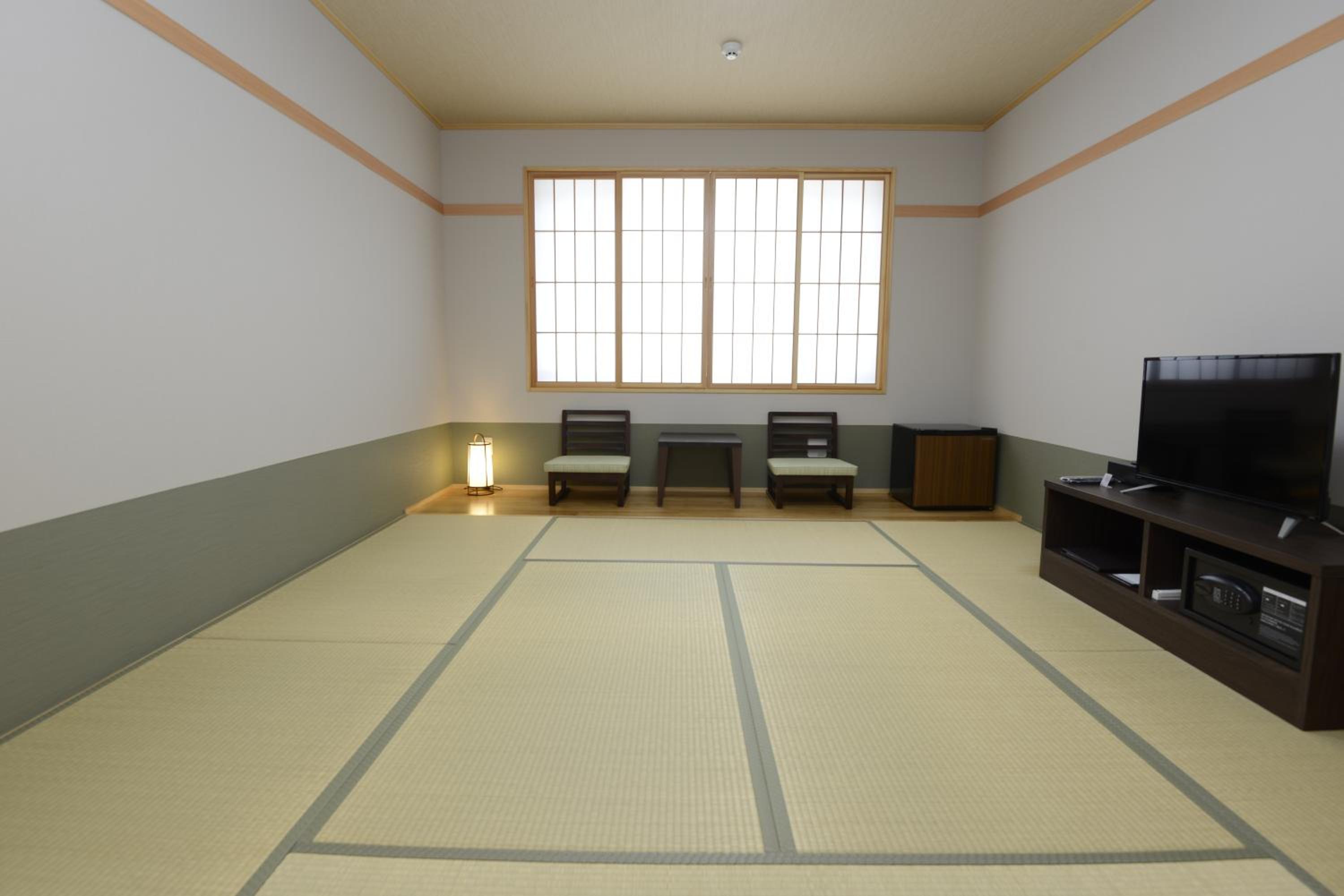 Japanese-Style Room with Parking Side Triple
