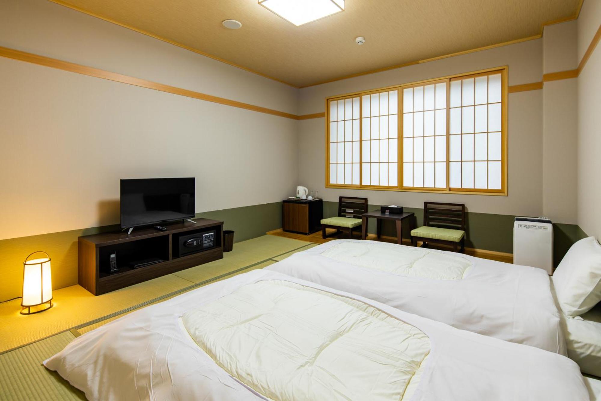 Japanese-Style Room with Parking Side Twin