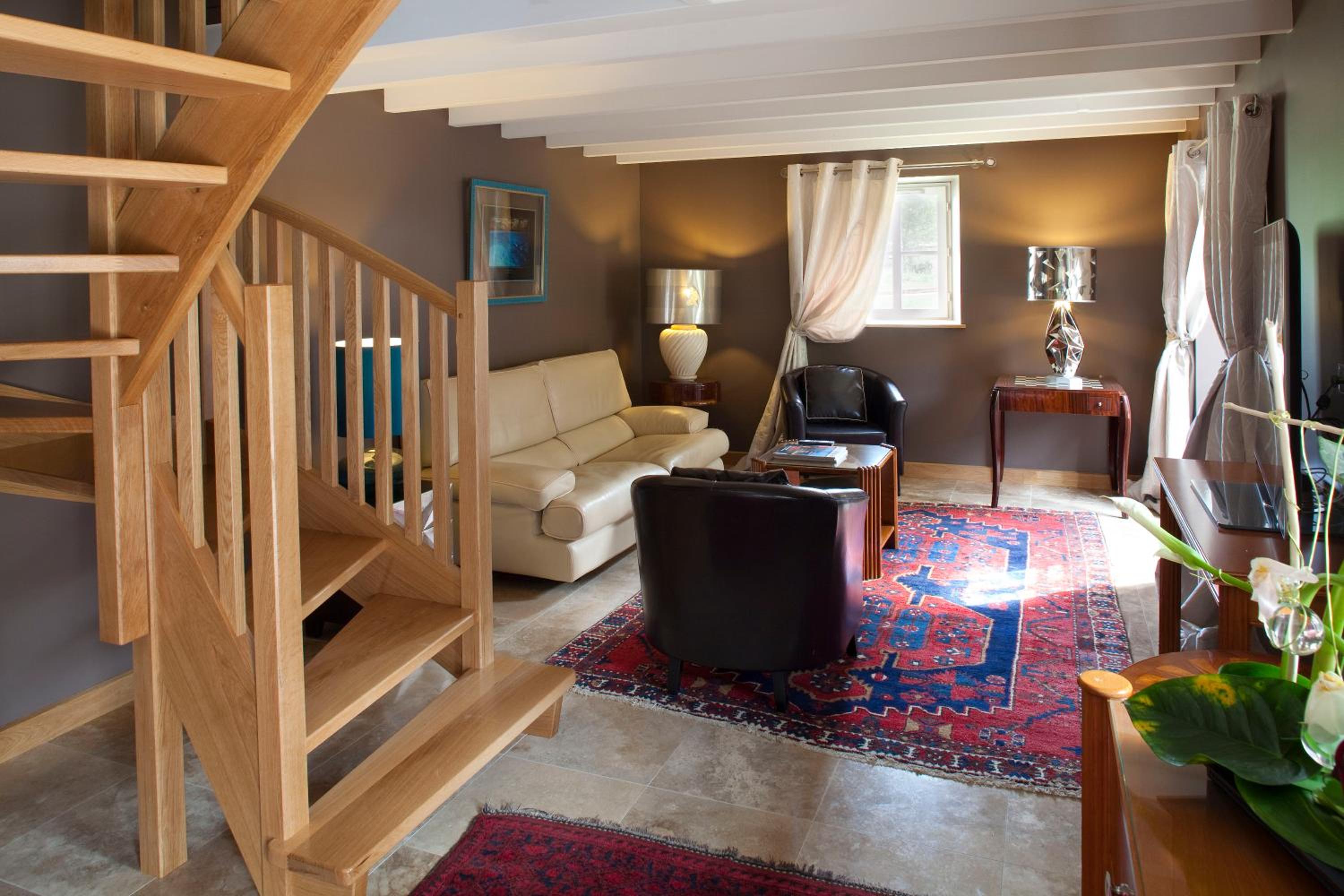Apartment - Photo 1