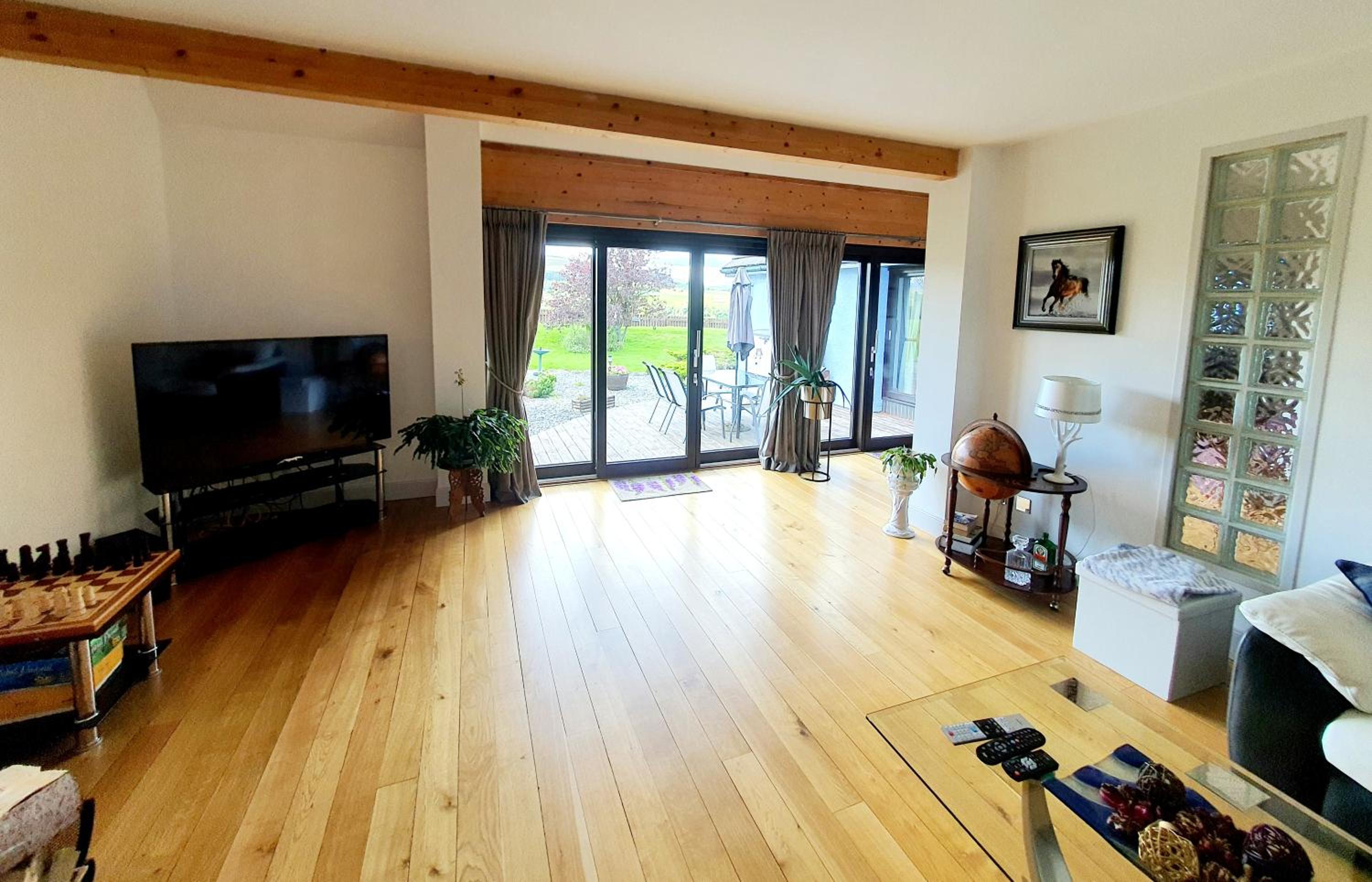 Three-Bedroom House photo 1